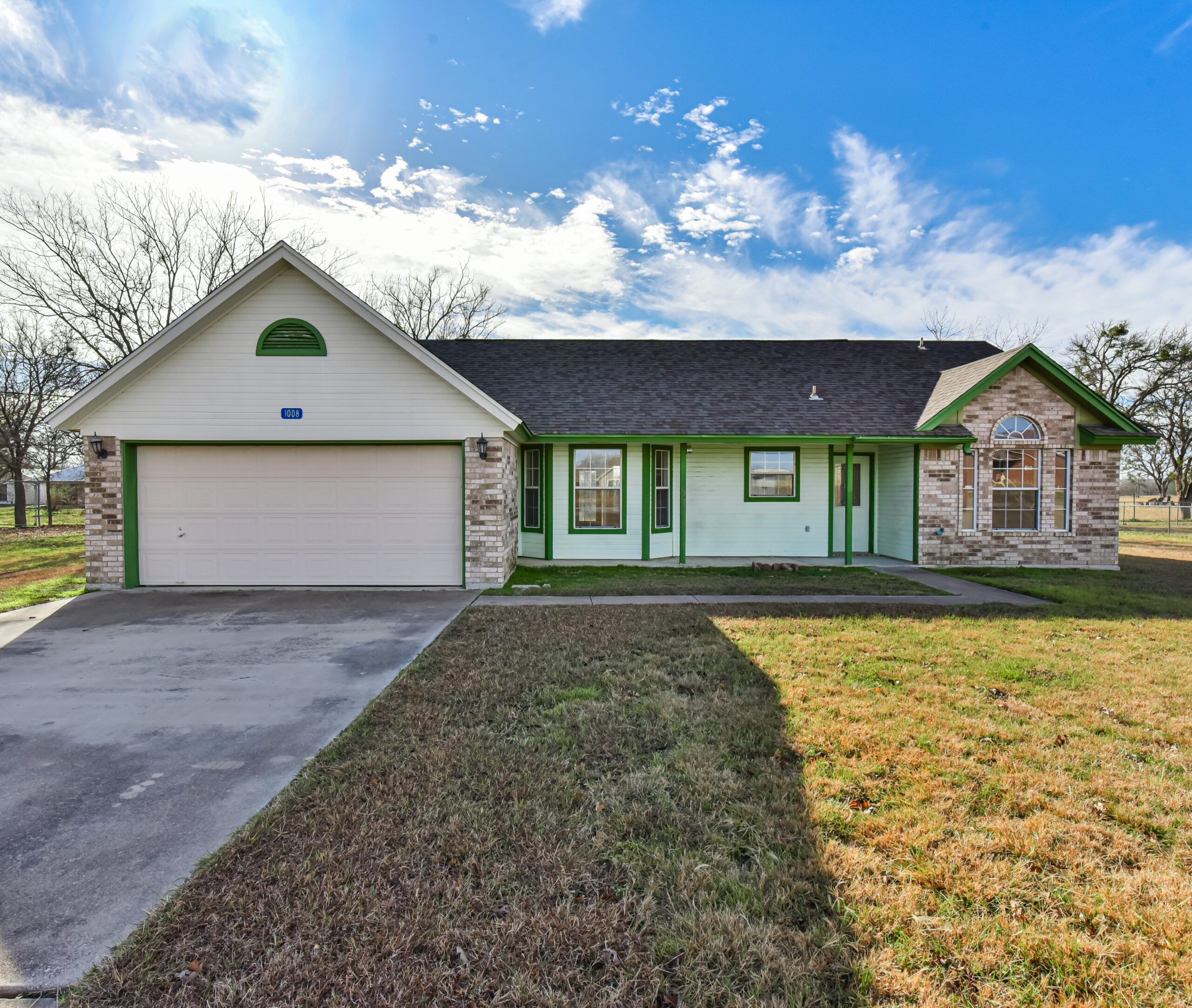 Your Home Sold Guaranteed Realty - The Salas Team