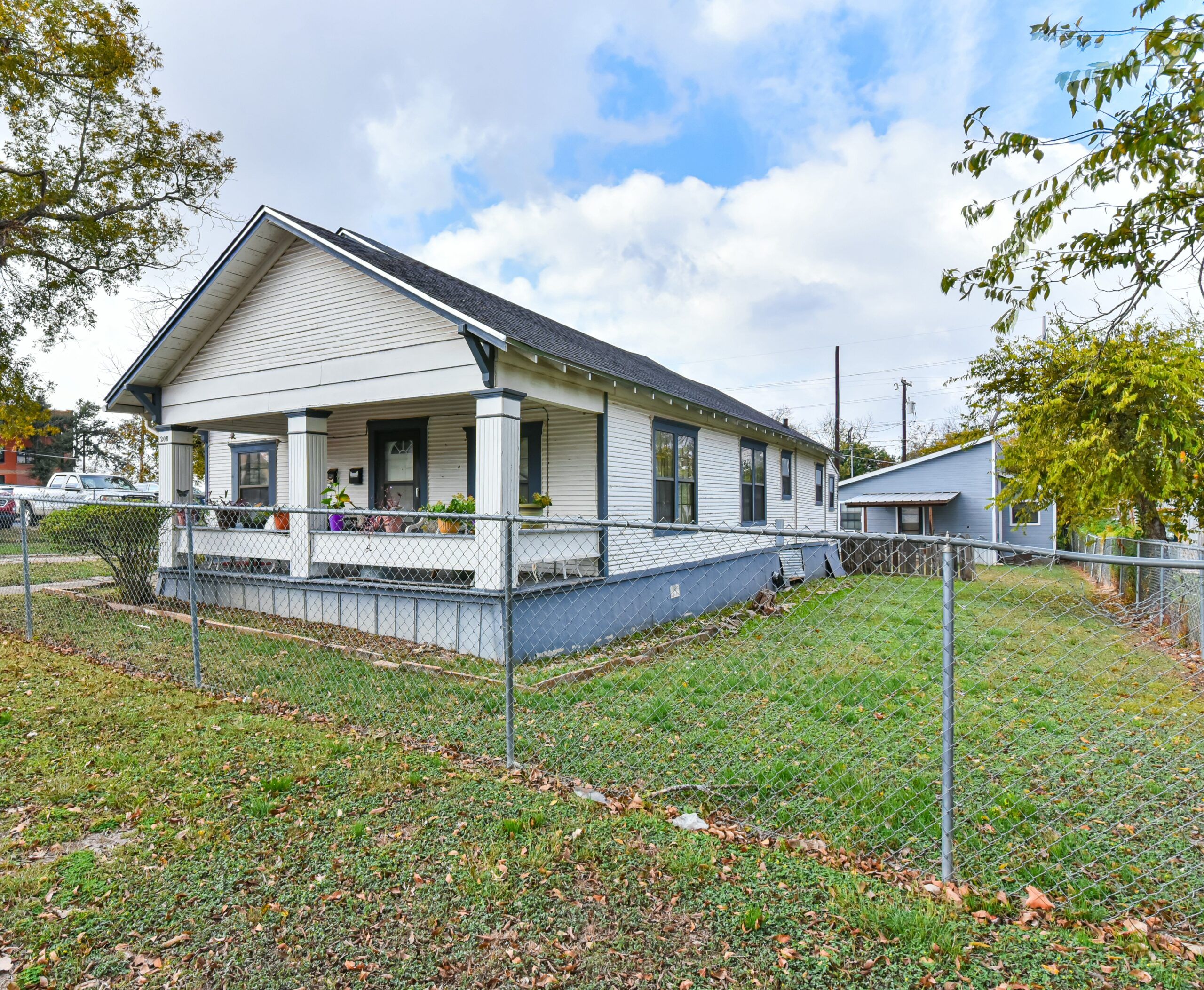 Your Home Sold Guaranteed Realty - The Salas Team