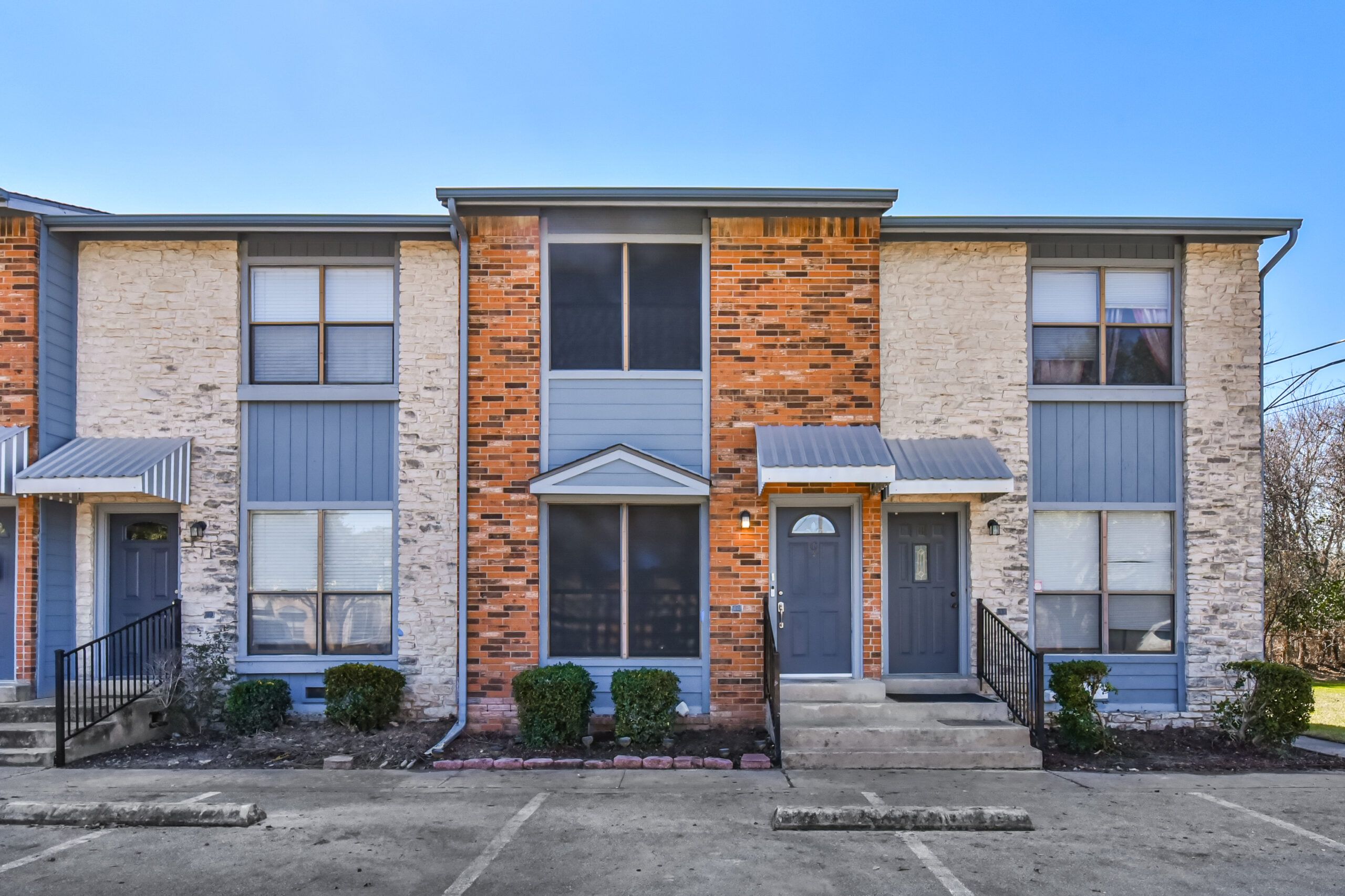 Your Home Sold Guaranteed Realty - The Salas Team