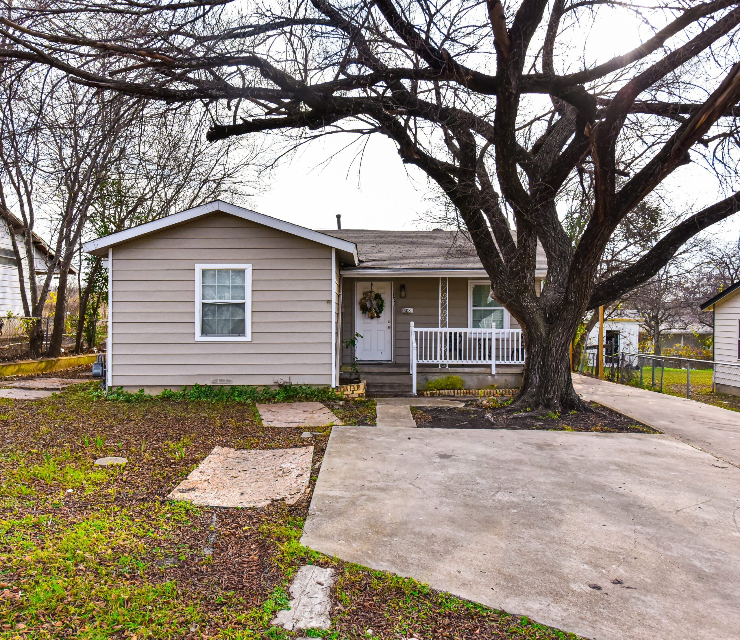 Your Home Sold Guaranteed Realty - The Salas Team