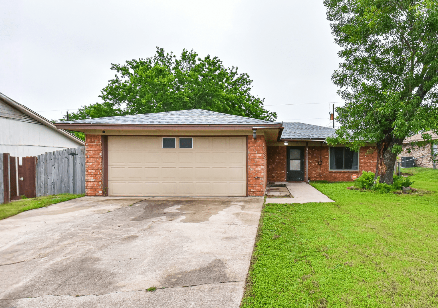 Your Home Sold Guaranteed Realty - The Salas Team