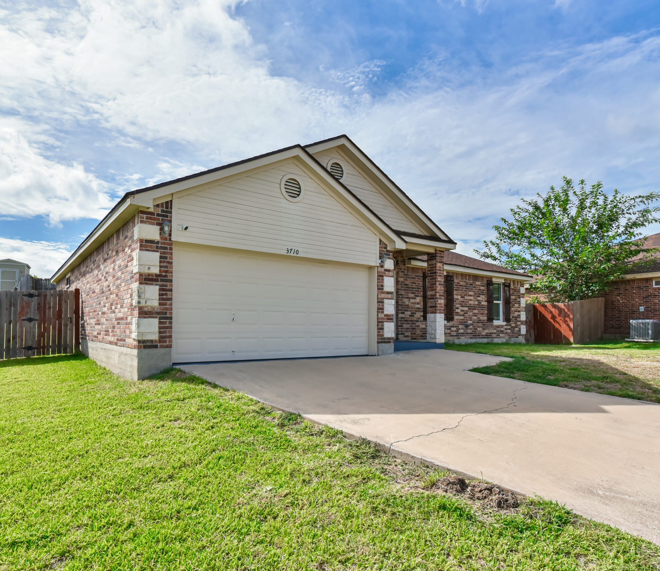 Your Home Sold Guaranteed Realty - The Salas Team