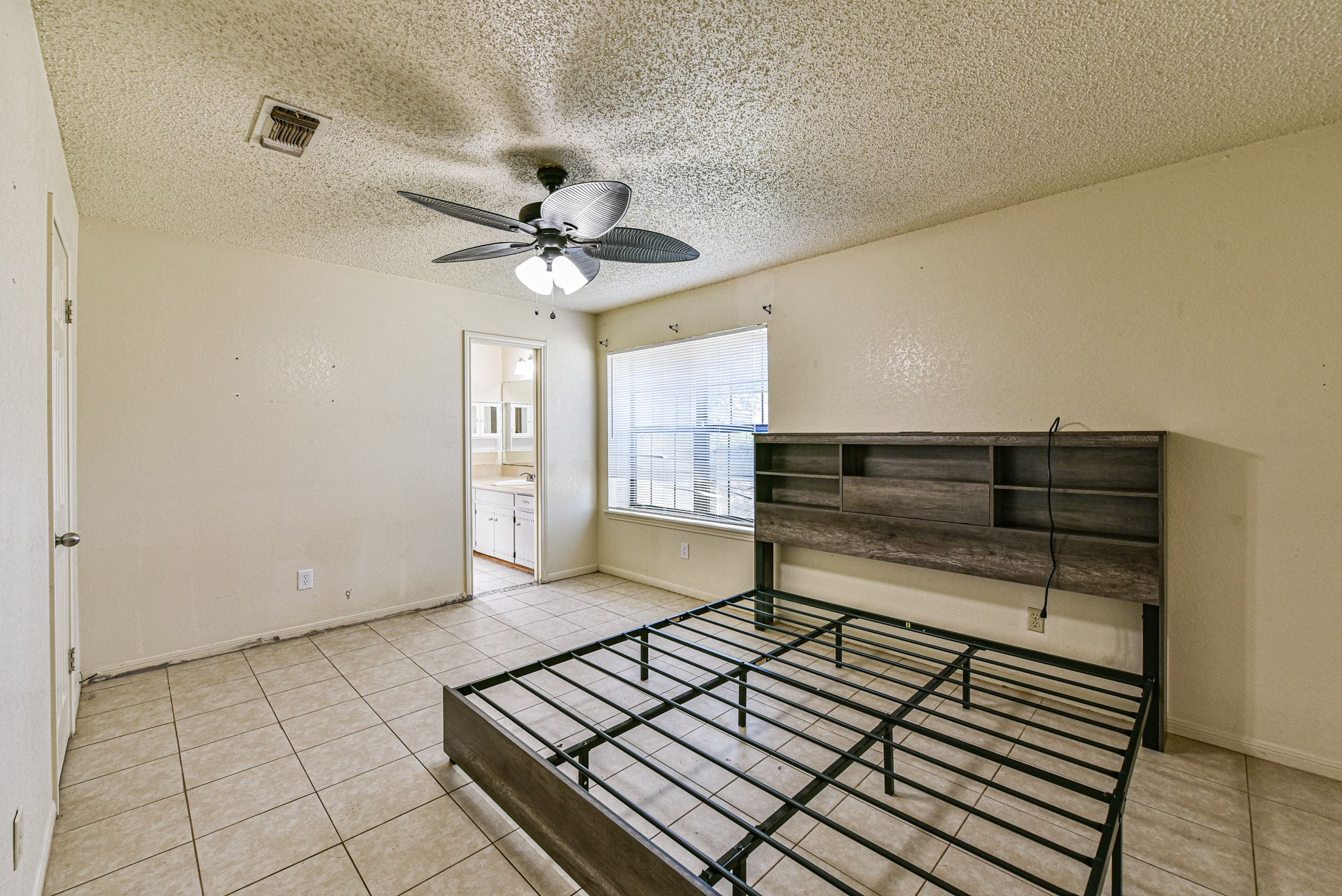Your Home Sold Guaranteed Realty - The Salas Team