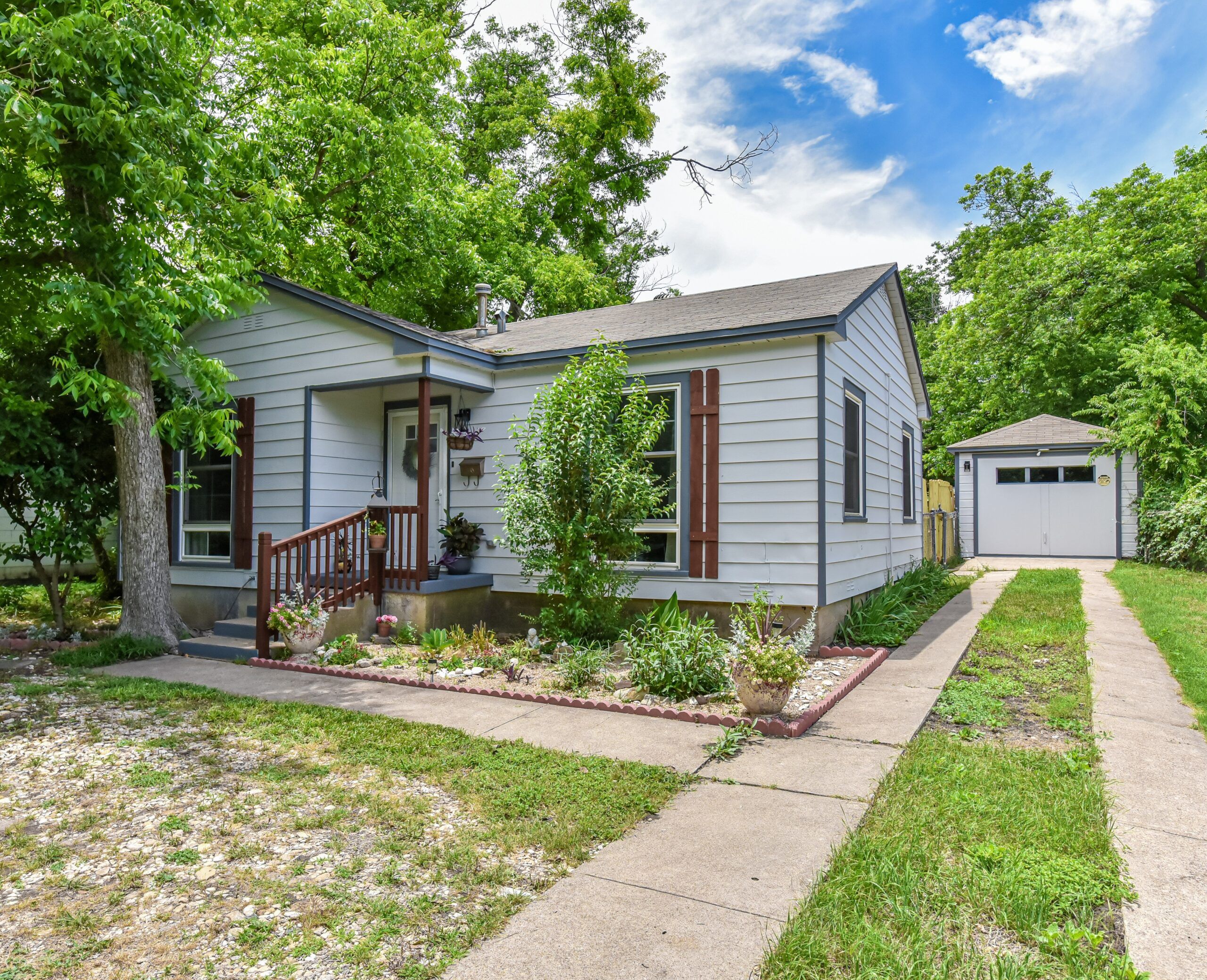 Your Home Sold Guaranteed Realty - The Salas Team