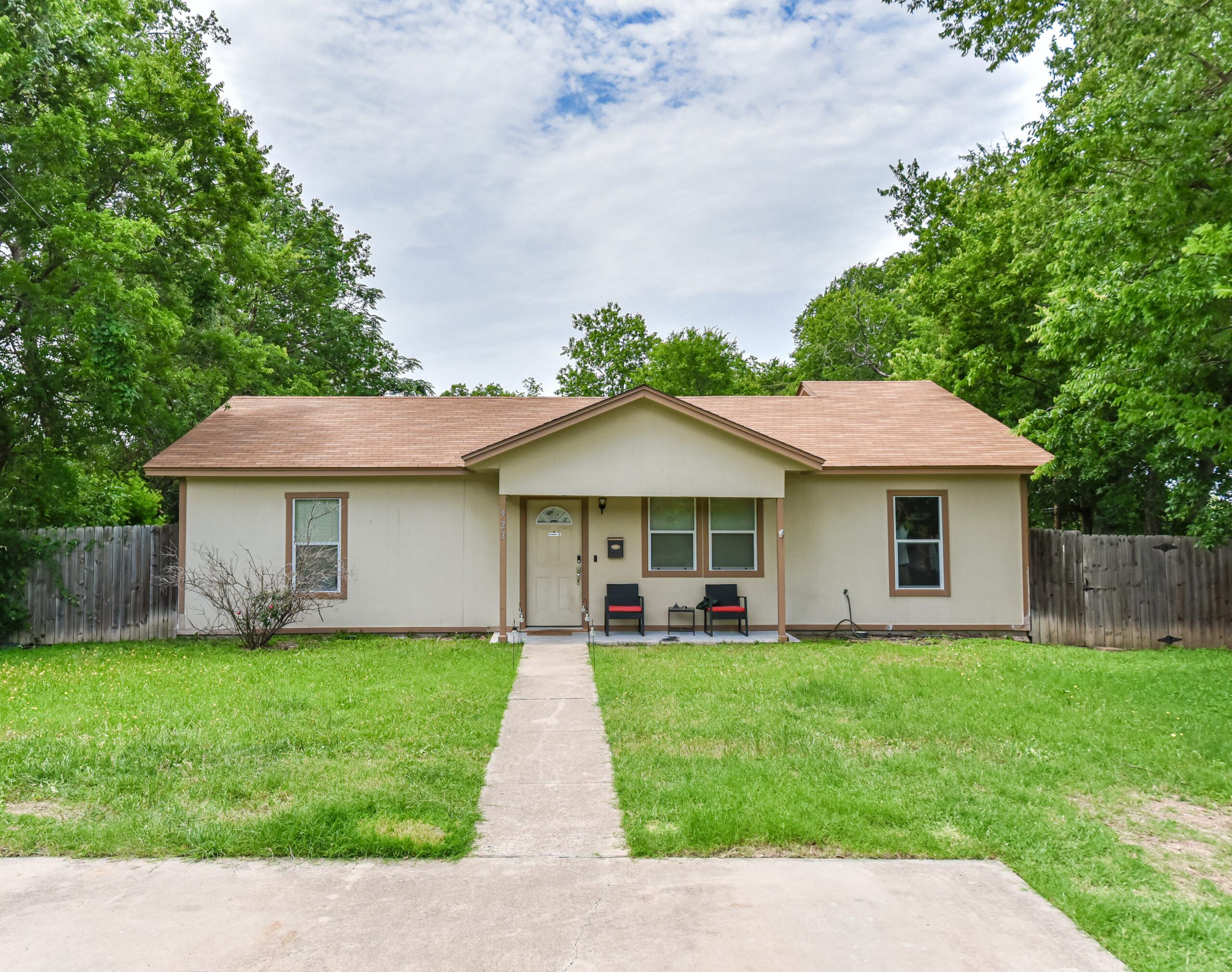 Your Home Sold Guaranteed Realty - The Salas Team