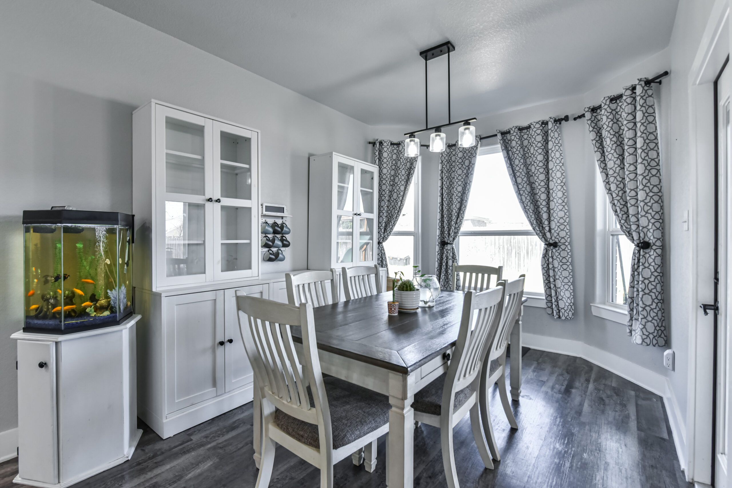 Your Home Sold Guaranteed Realty - The Salas Team