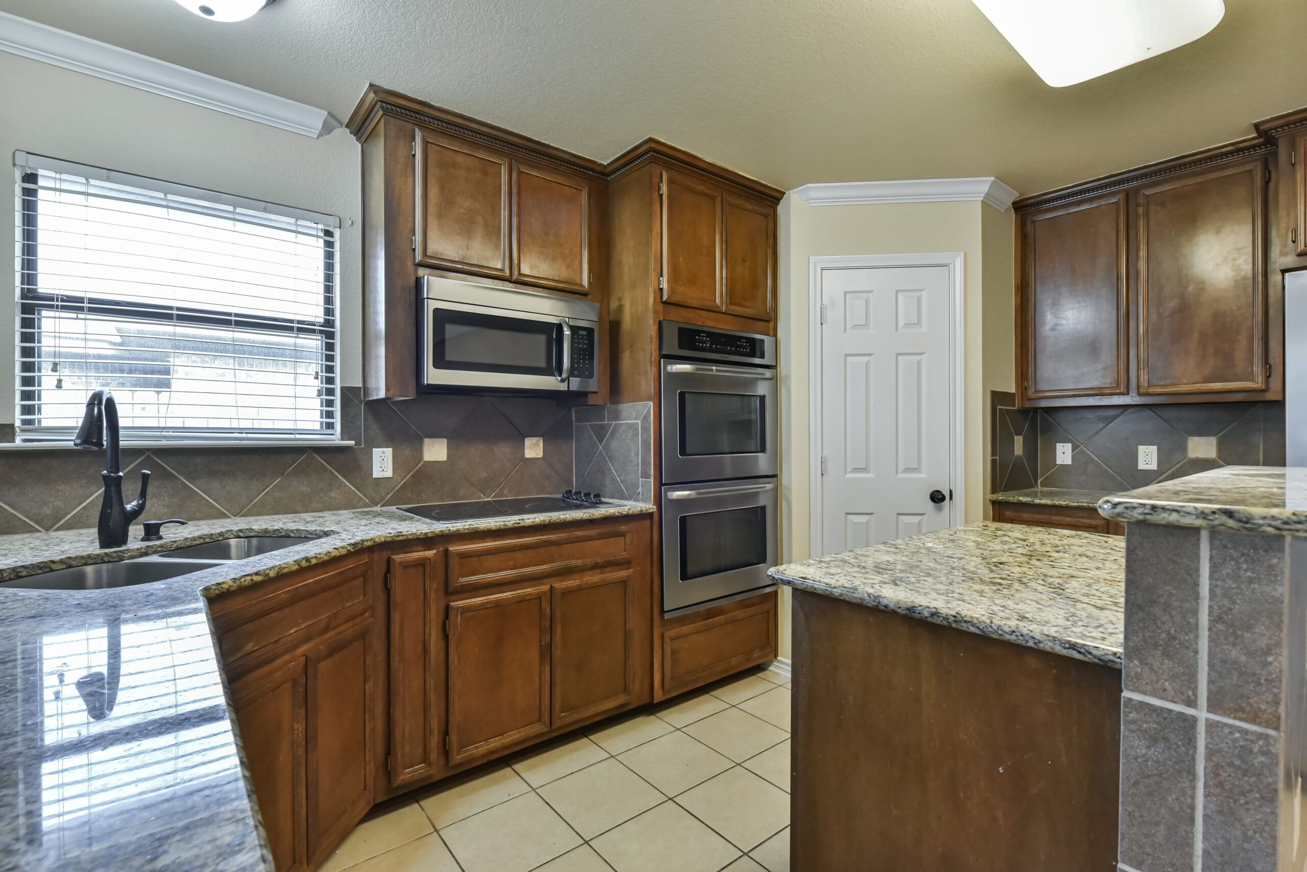 Your Home Sold Guaranteed Realty - The Salas Team