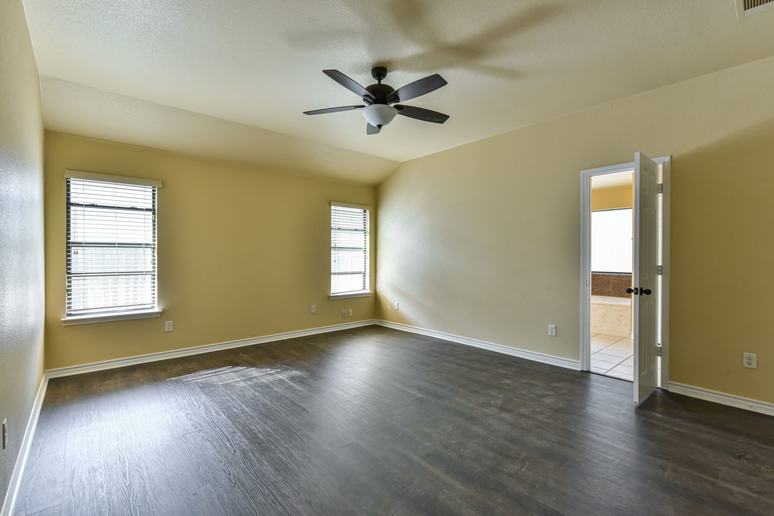 Your Home Sold Guaranteed Realty - The Salas Team