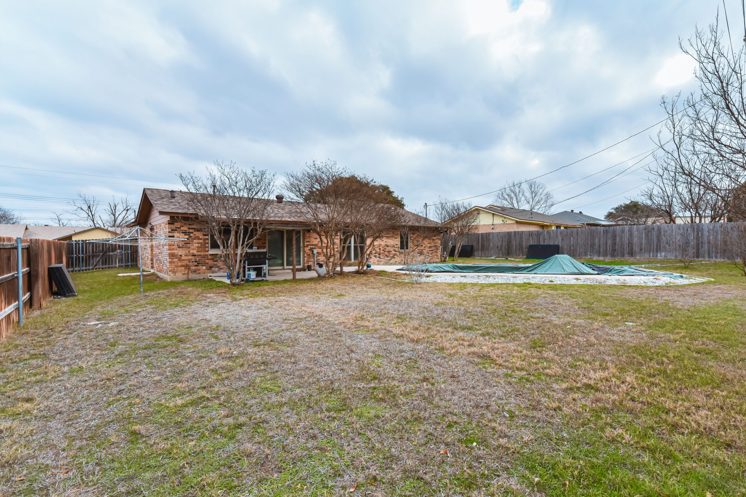 Your Home Sold Guaranteed Realty - The Salas Team