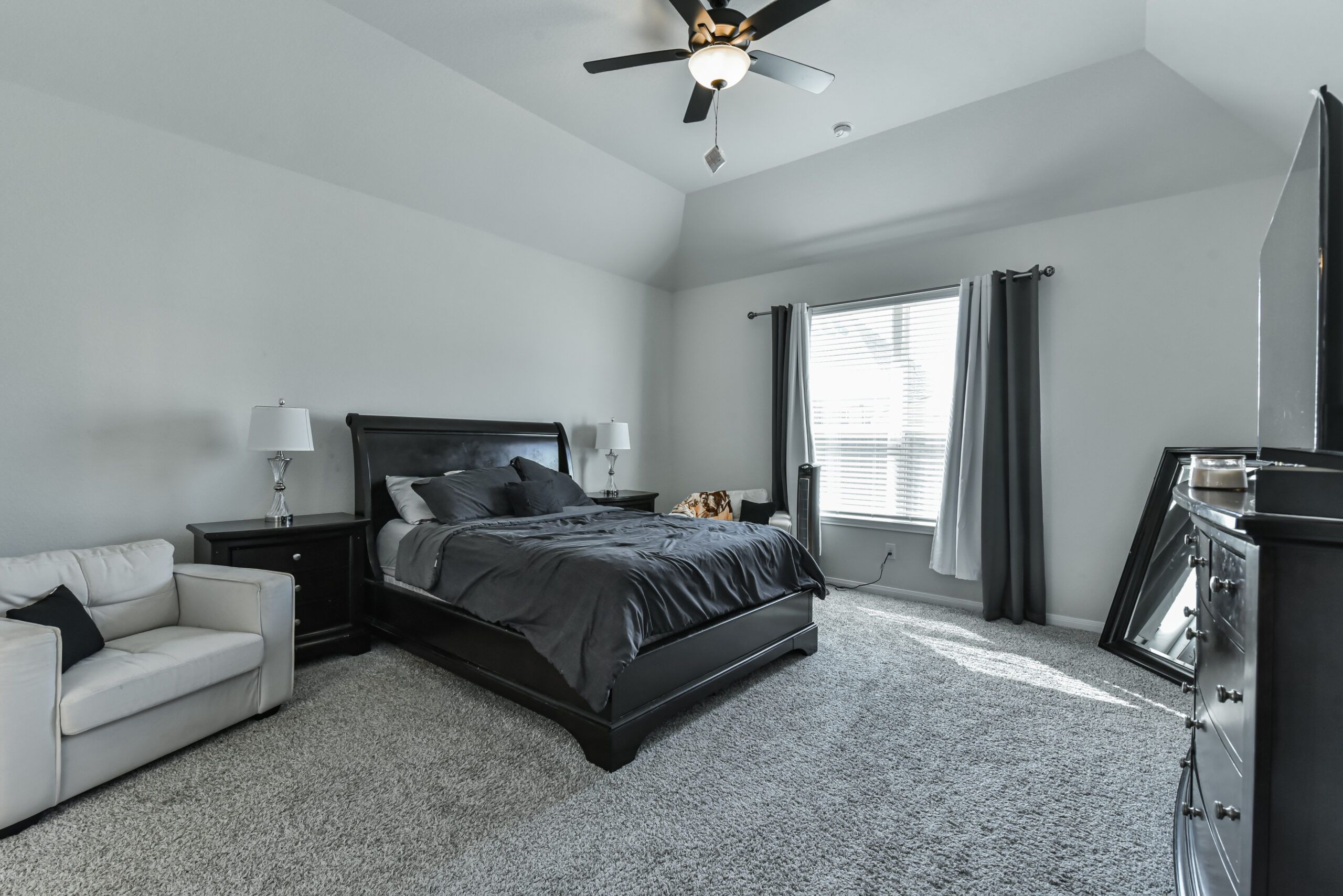 Your Home Sold Guaranteed Realty - The Salas Team