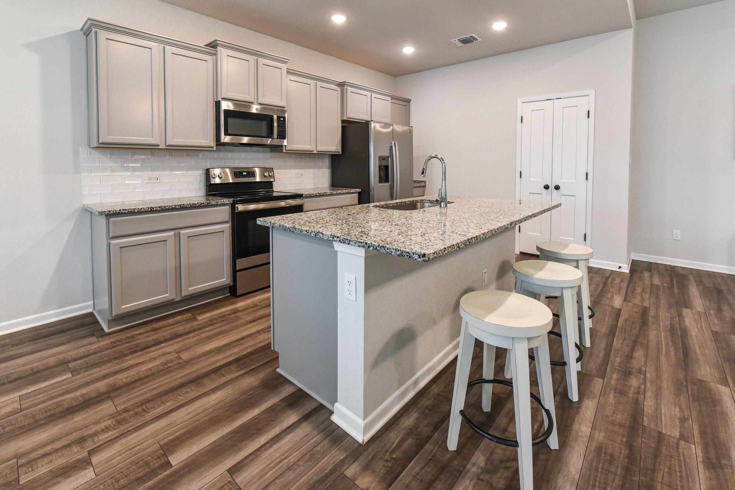 Your Home Sold Guaranteed Realty - The Salas Team