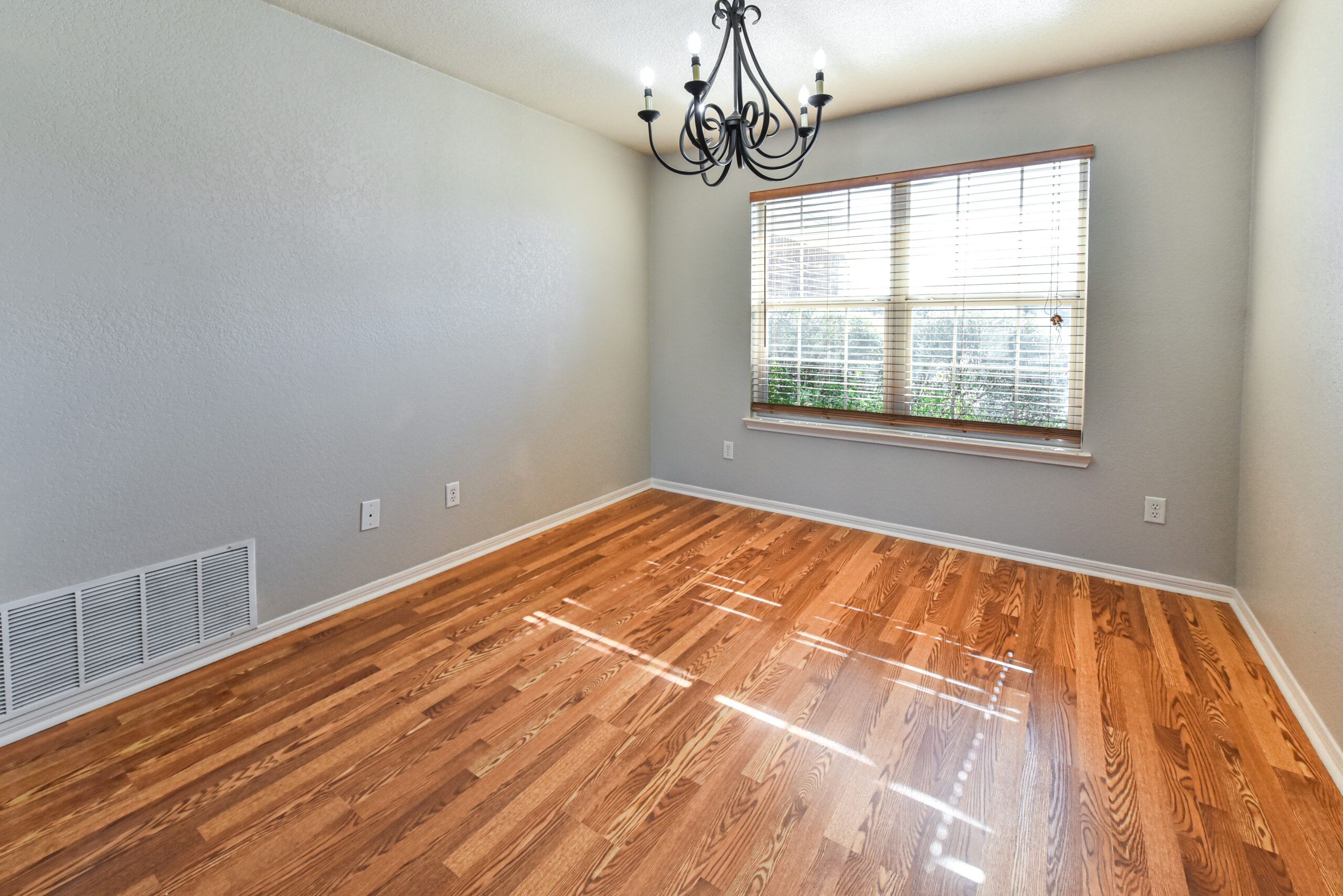 Your Home Sold Guaranteed Realty - The Salas Team