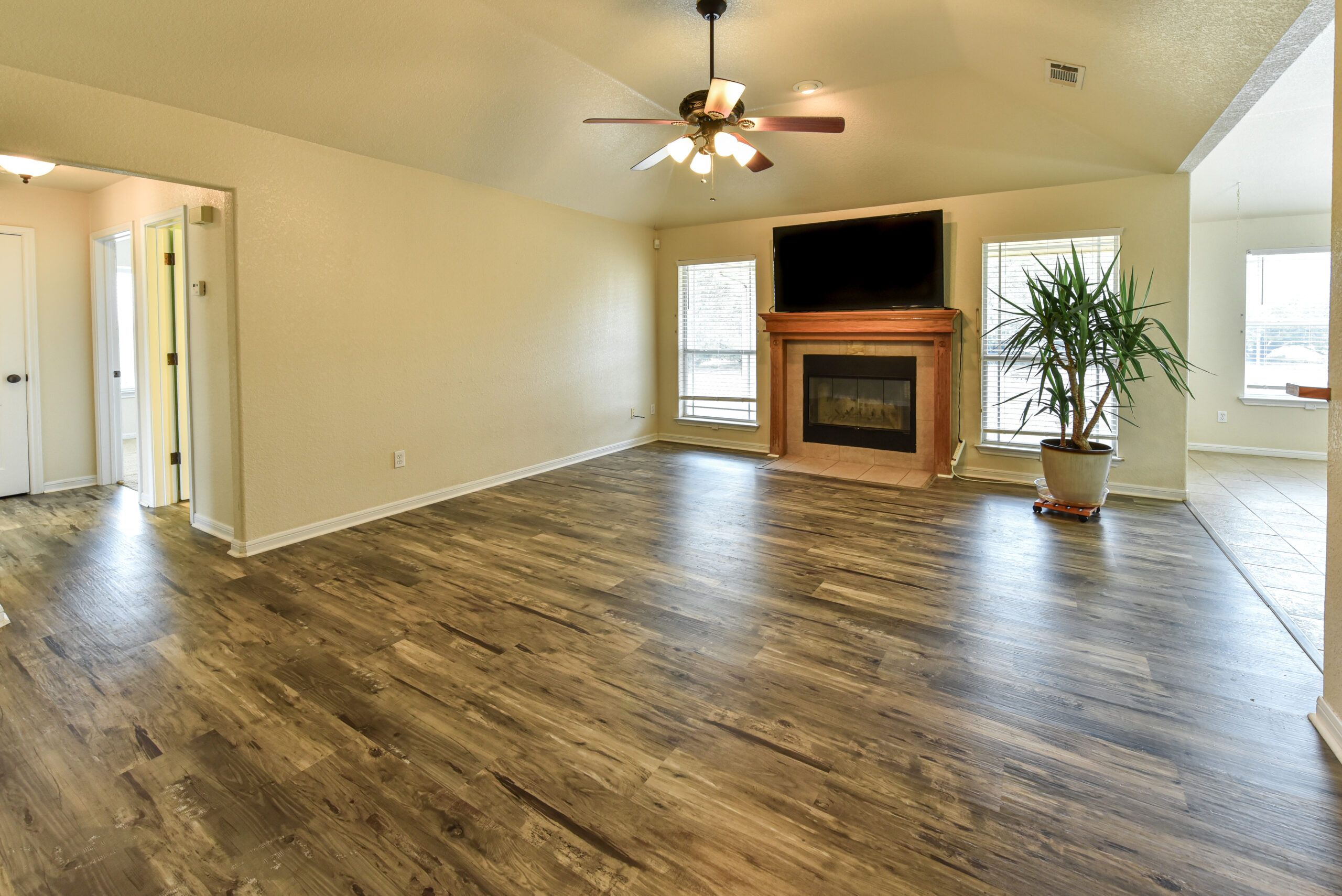 Your Home Sold Guaranteed Realty - The Salas Team