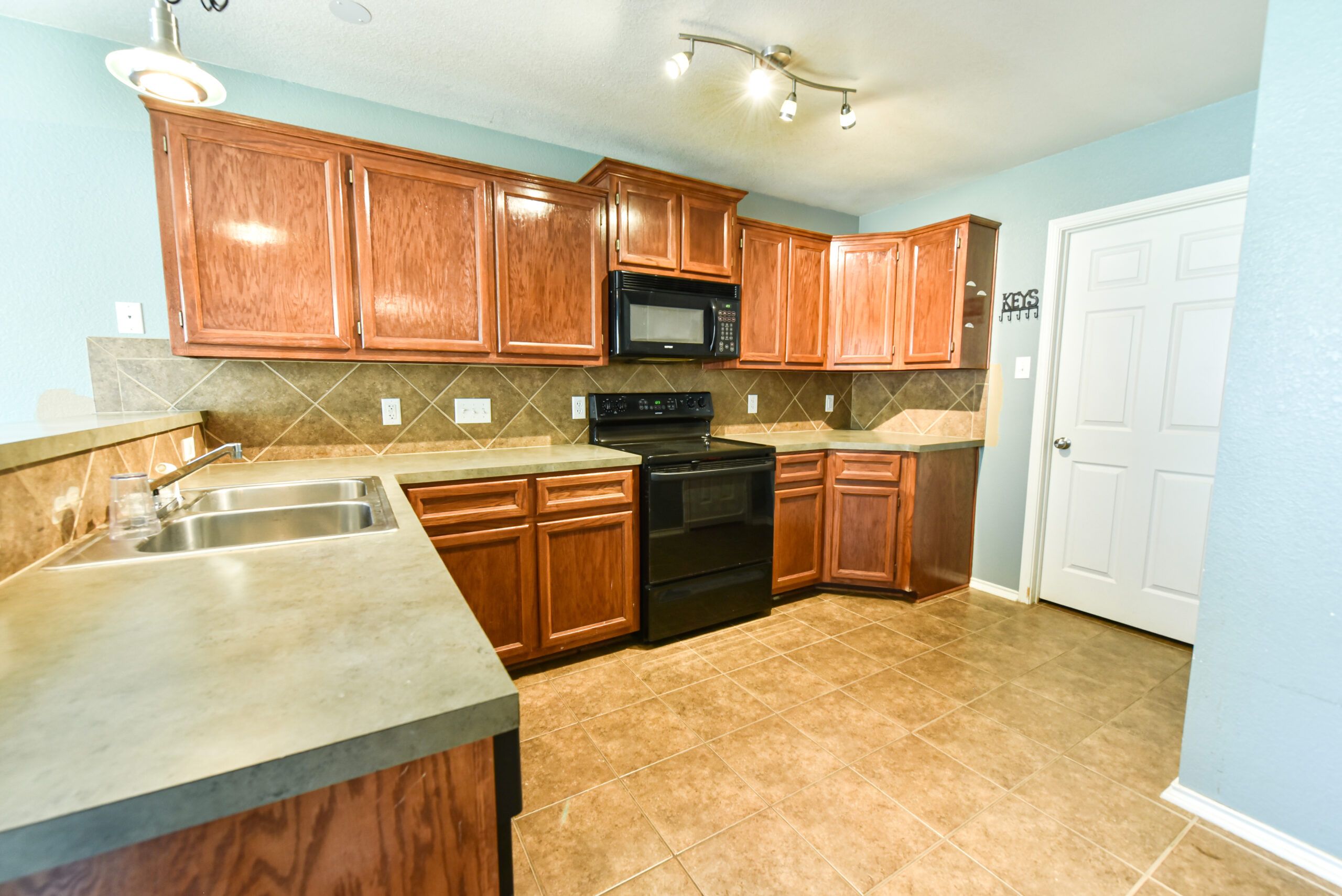 Your Home Sold Guaranteed Realty - The Salas Team
