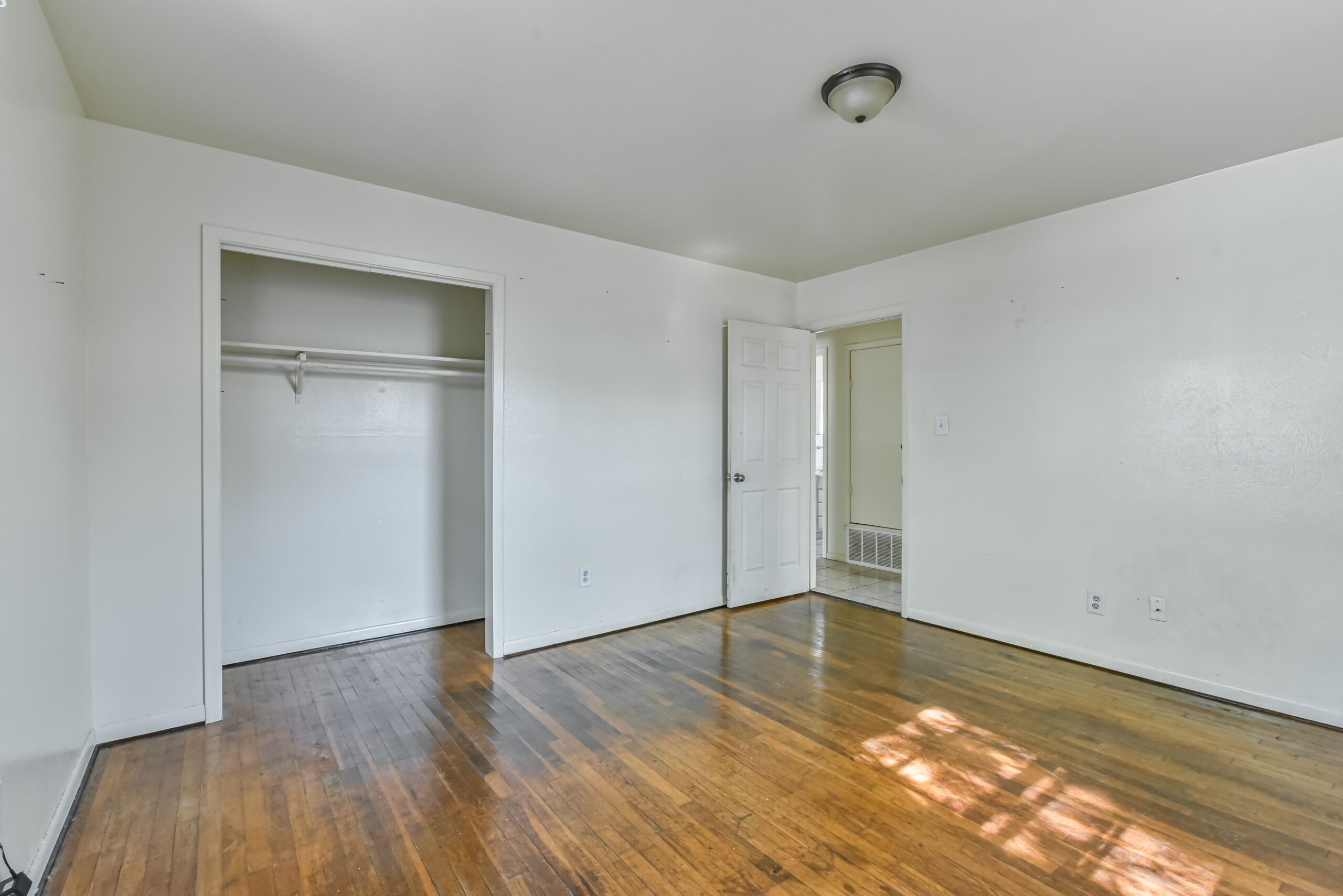Your Home Sold Guaranteed Realty - The Salas Team