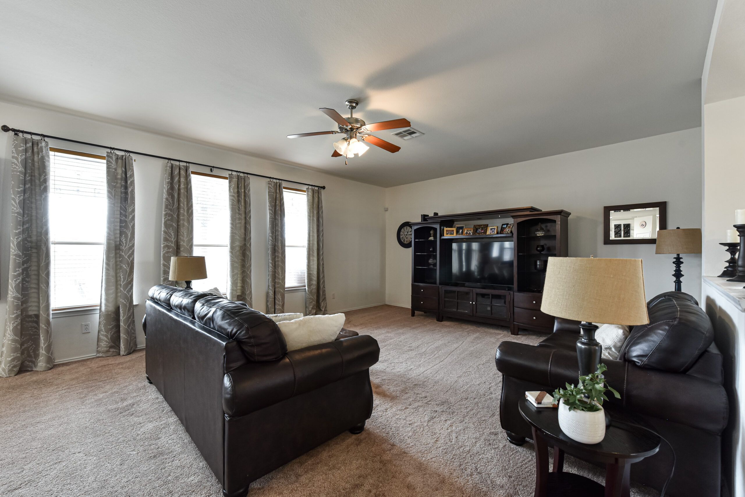 Your Home Sold Guaranteed Realty - The Salas Team
