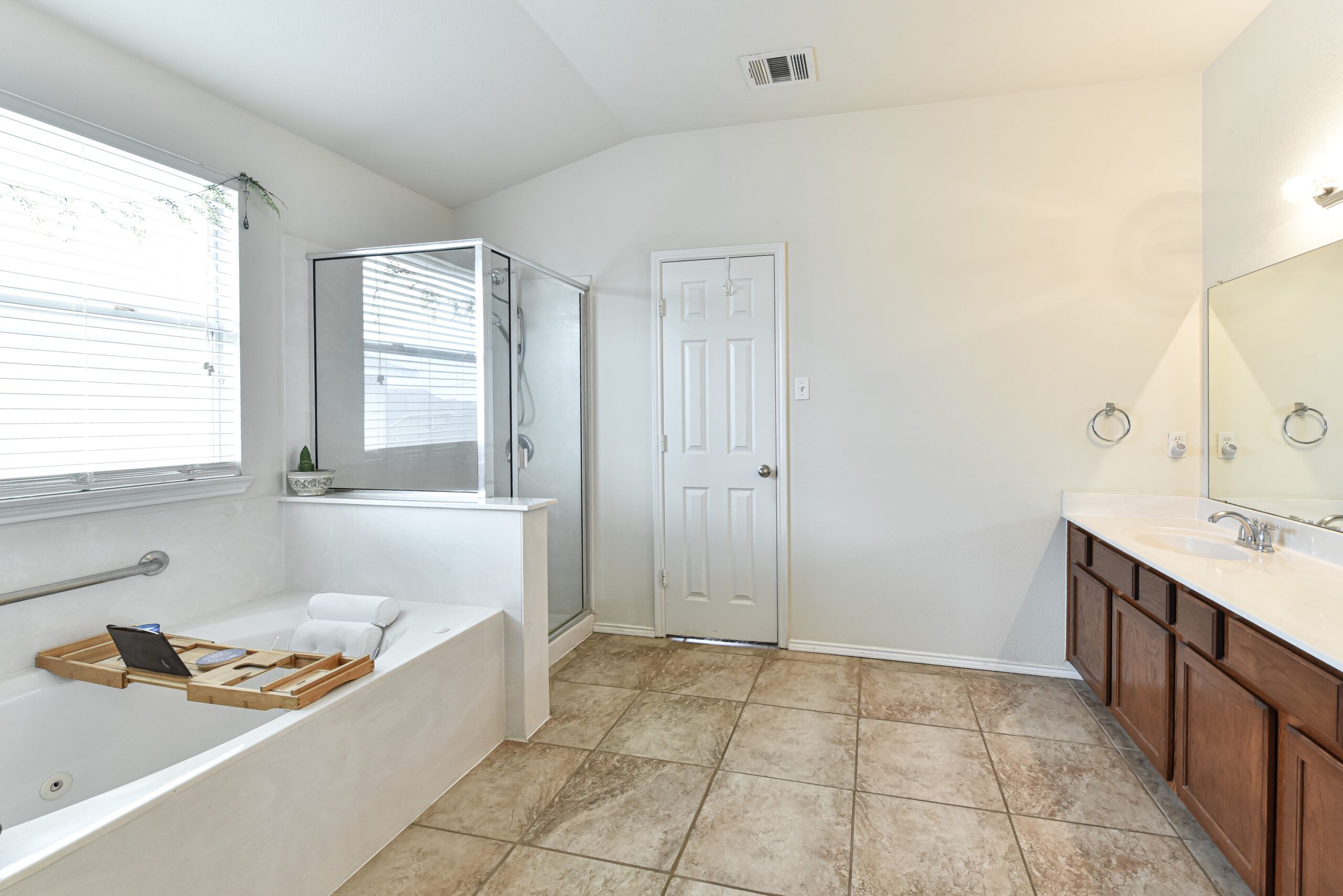Your Home Sold Guaranteed Realty - The Salas Team
