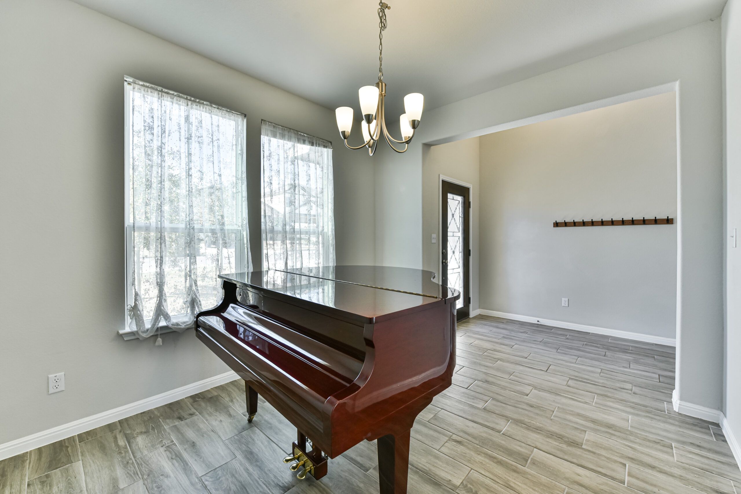 Your Home Sold Guaranteed Realty - The Salas Team