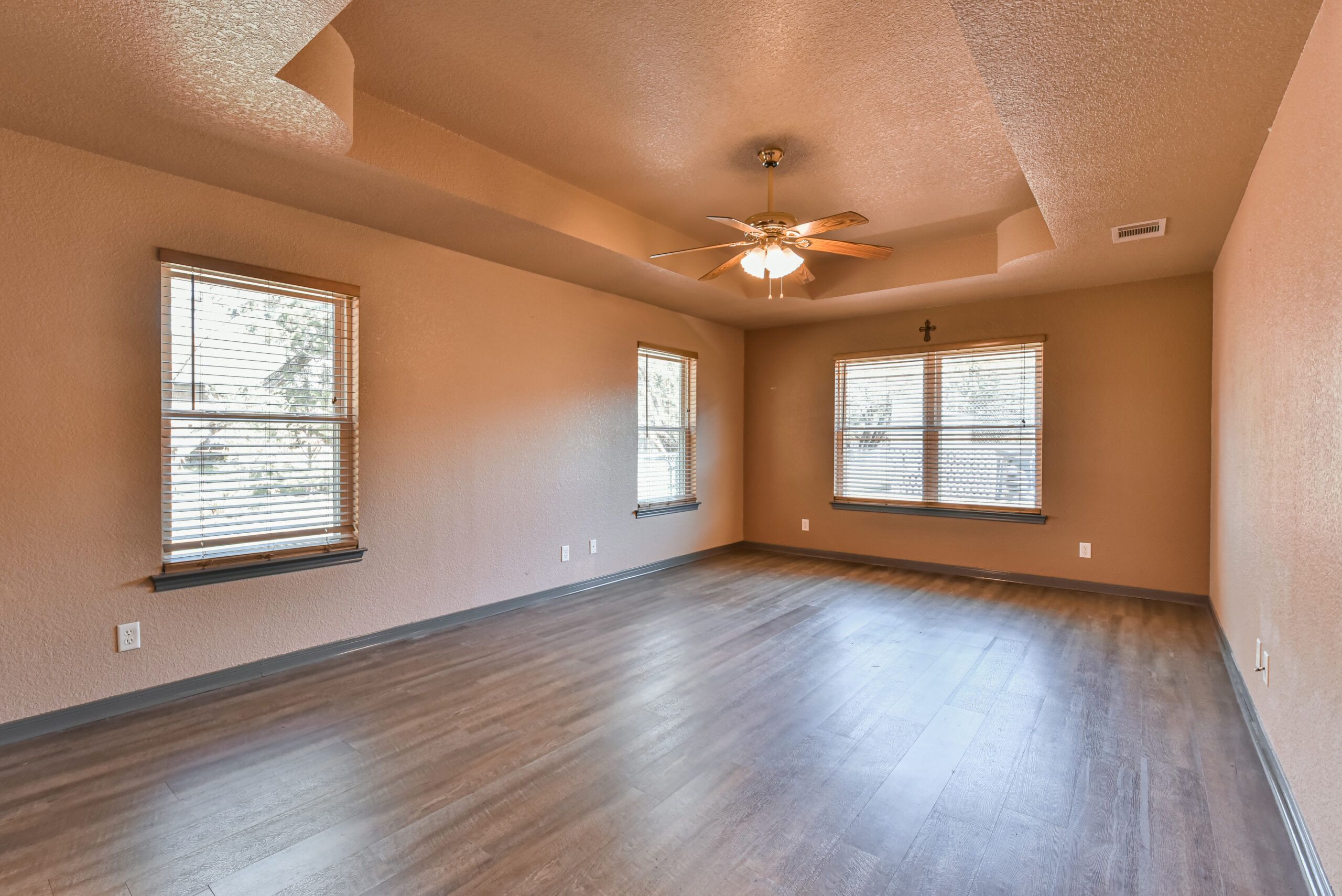 Your Home Sold Guaranteed Realty - The Salas Team