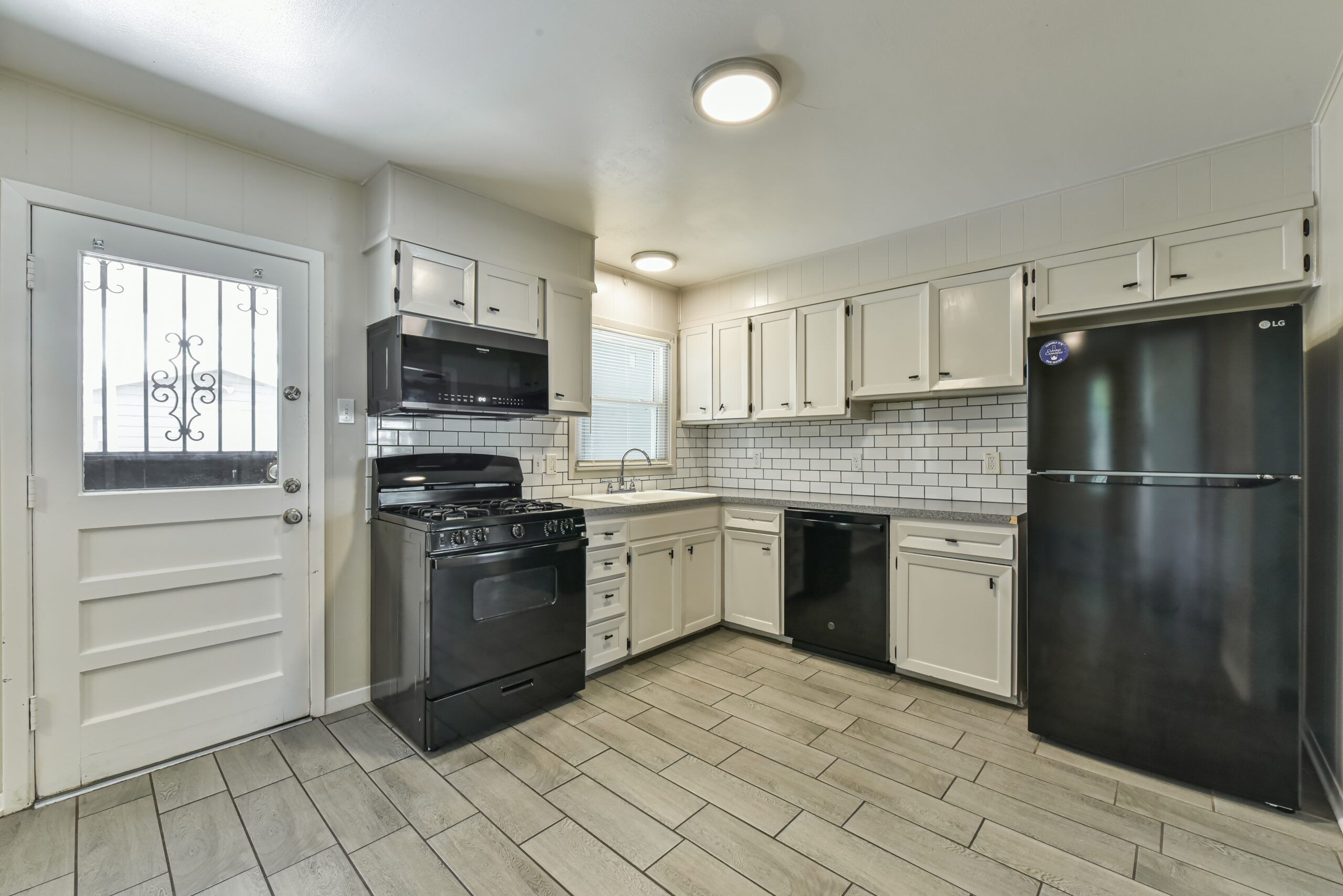 Your Home Sold Guaranteed Realty - The Salas Team