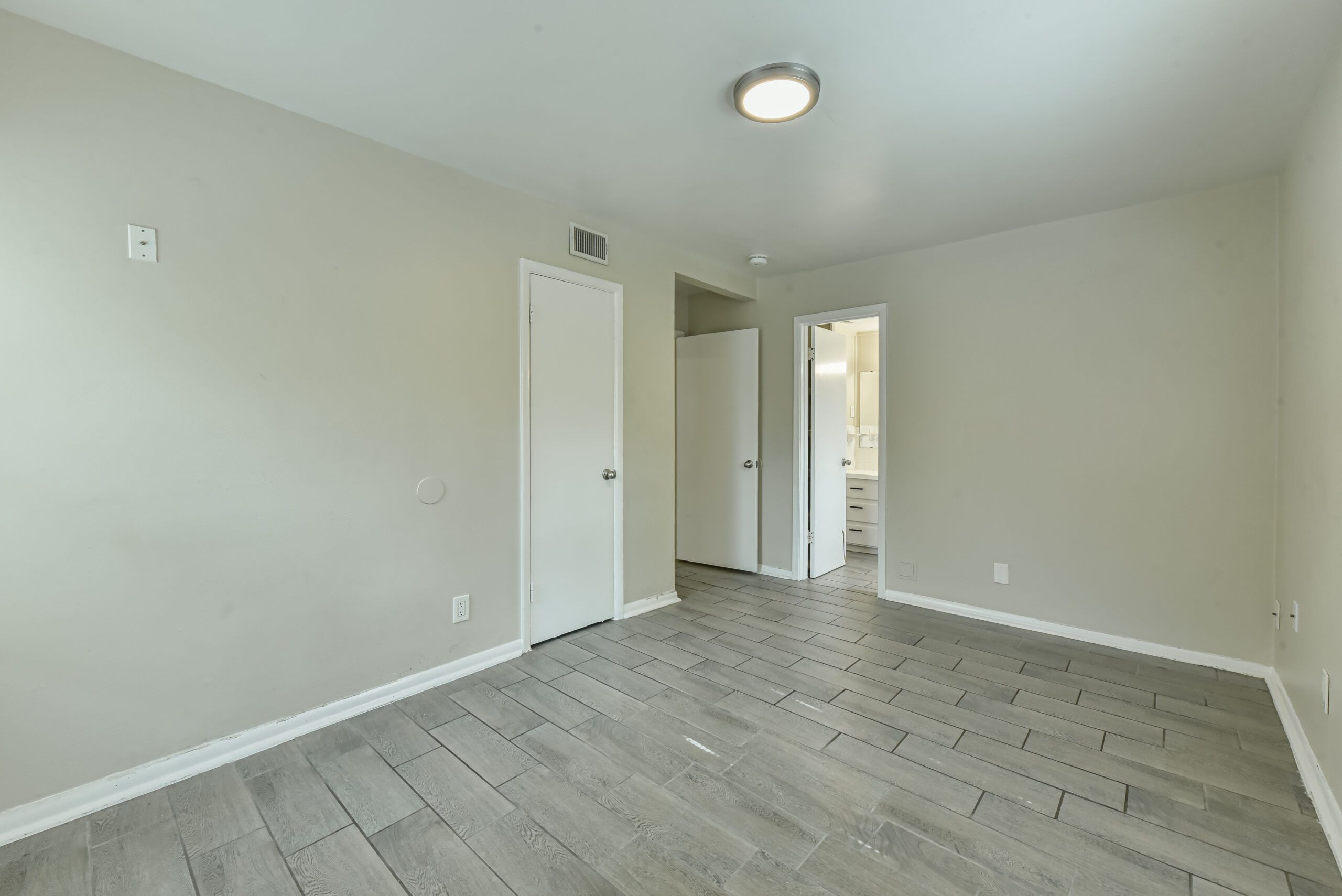 Your Home Sold Guaranteed Realty - The Salas Team