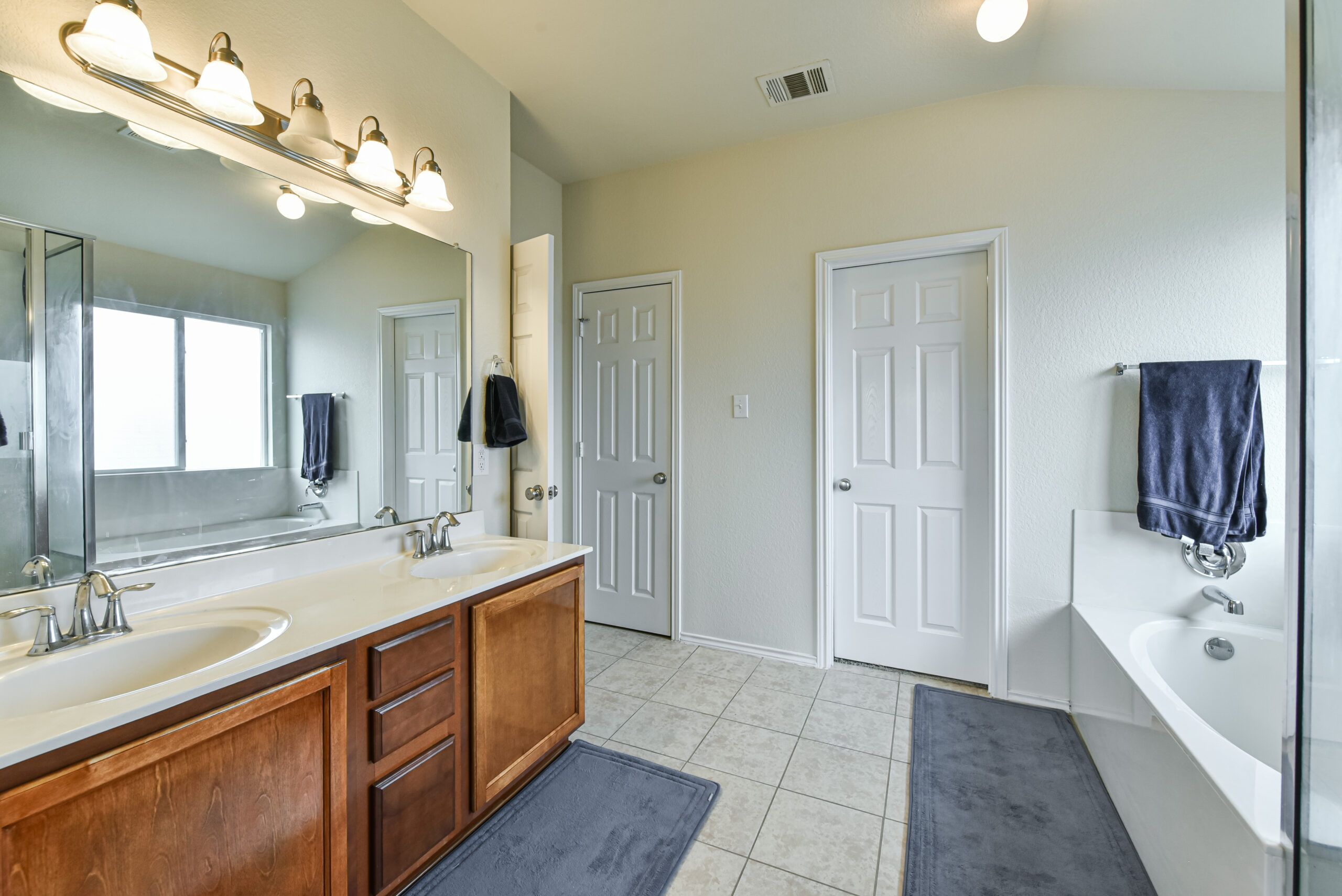 Your Home Sold Guaranteed Realty - The Salas Team