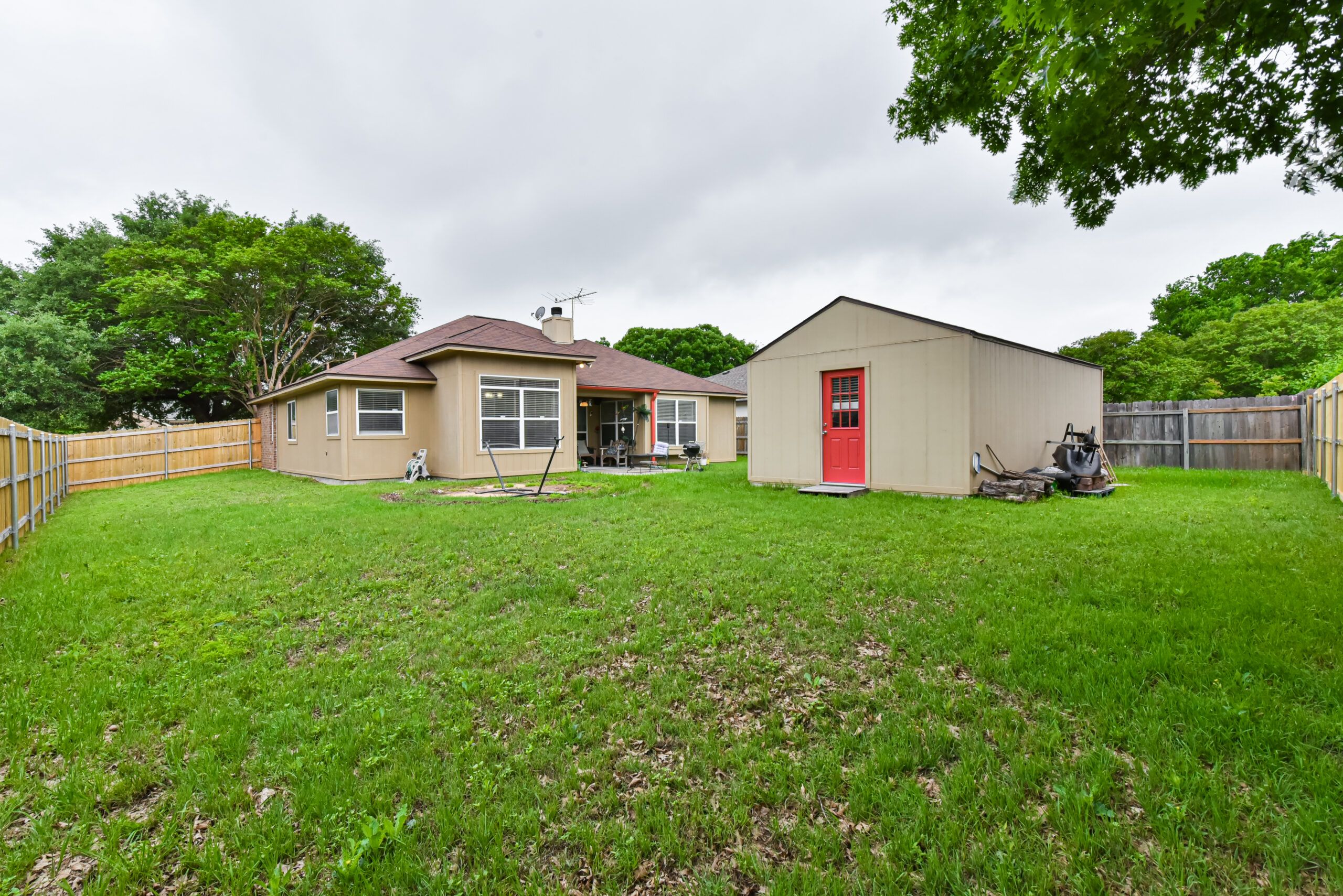Your Home Sold Guaranteed Realty - The Salas Team
