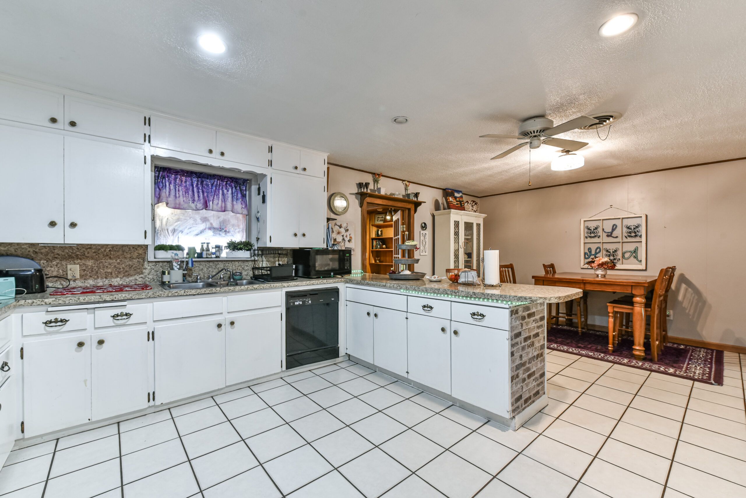 Your Home Sold Guaranteed Realty - The Salas Team