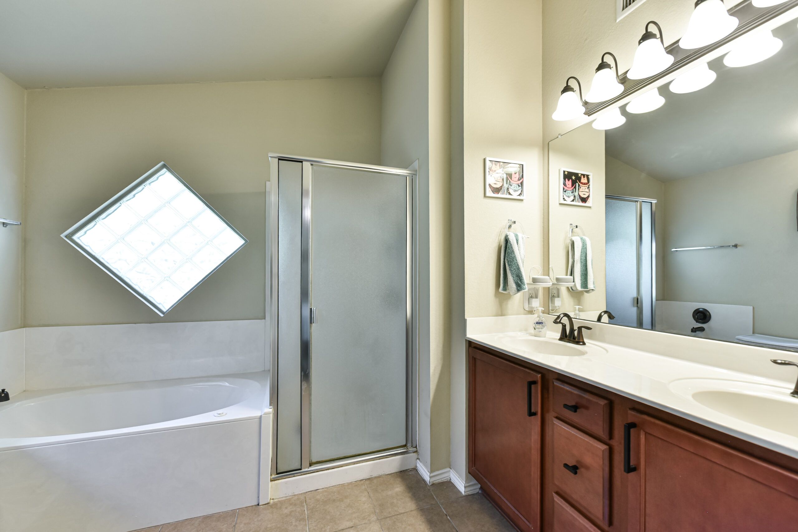 Your Home Sold Guaranteed Realty - The Salas Team