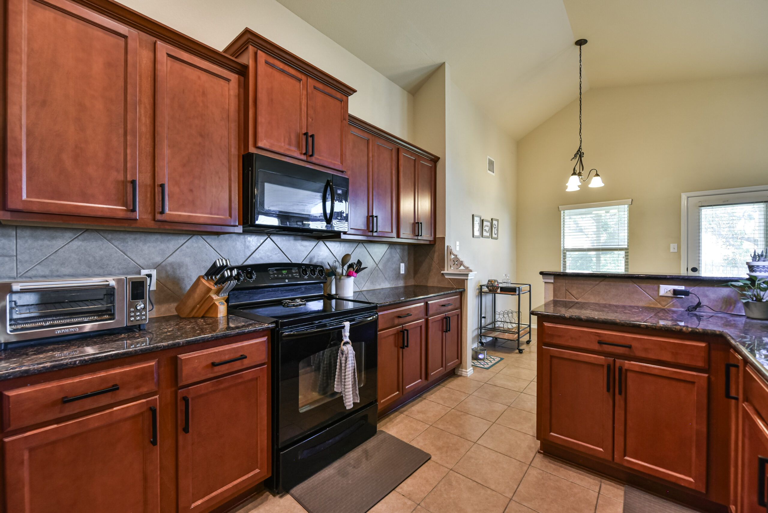 Your Home Sold Guaranteed Realty - The Salas Team