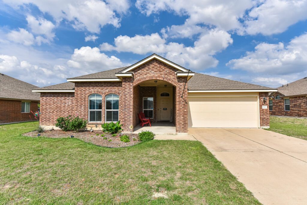 Your Home Sold Guaranteed Realty - The Salas Team
