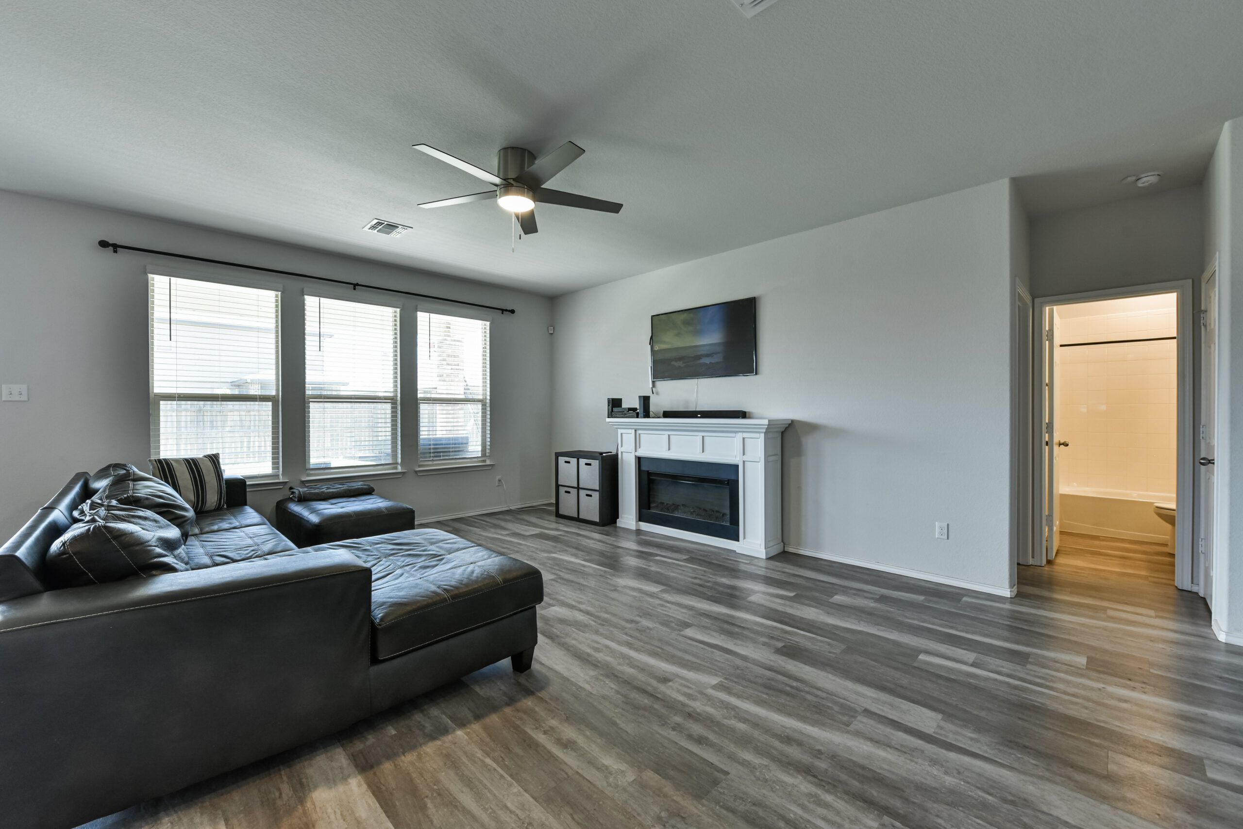 Your Home Sold Guaranteed Realty - The Salas Team