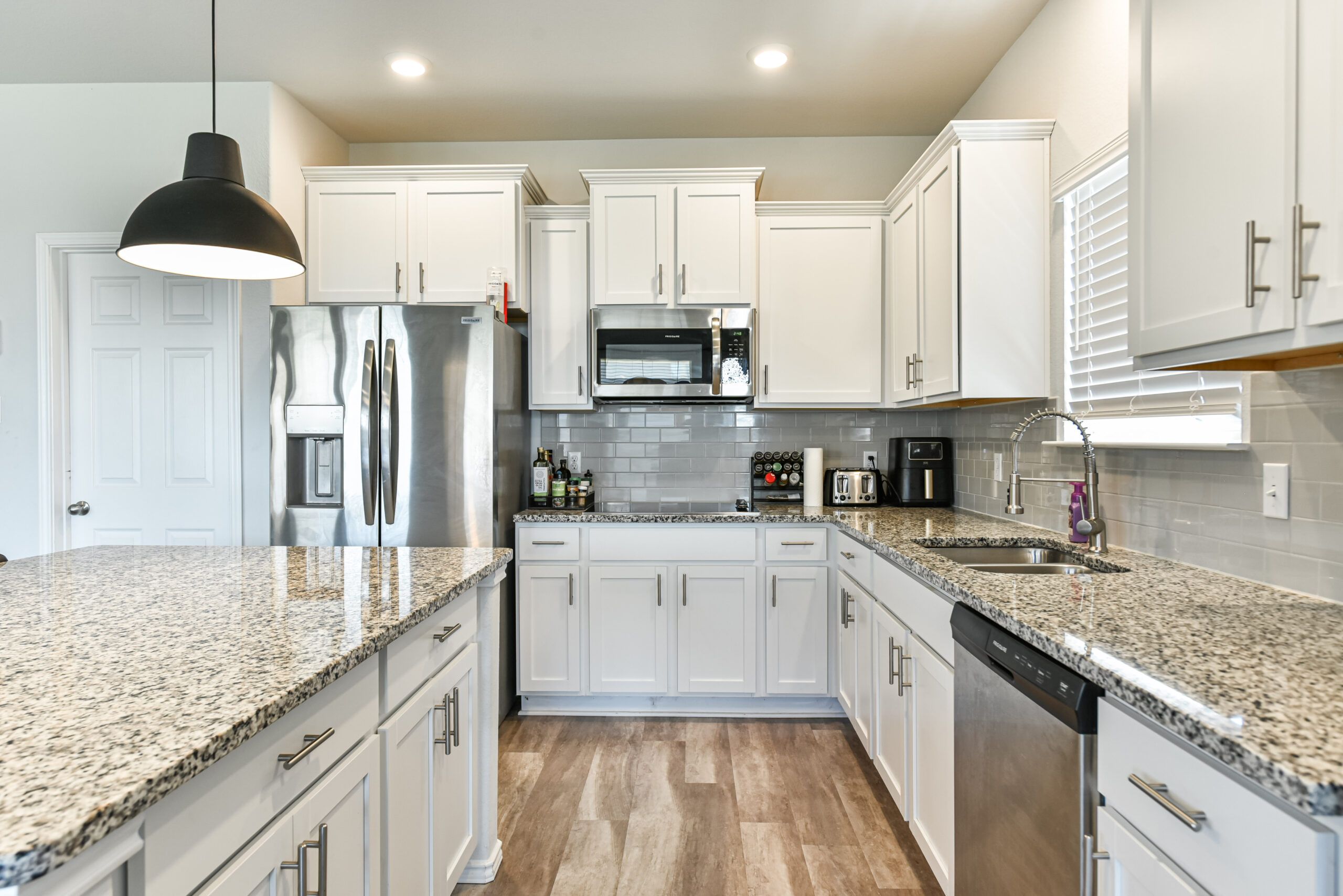 Your Home Sold Guaranteed Realty - The Salas Team