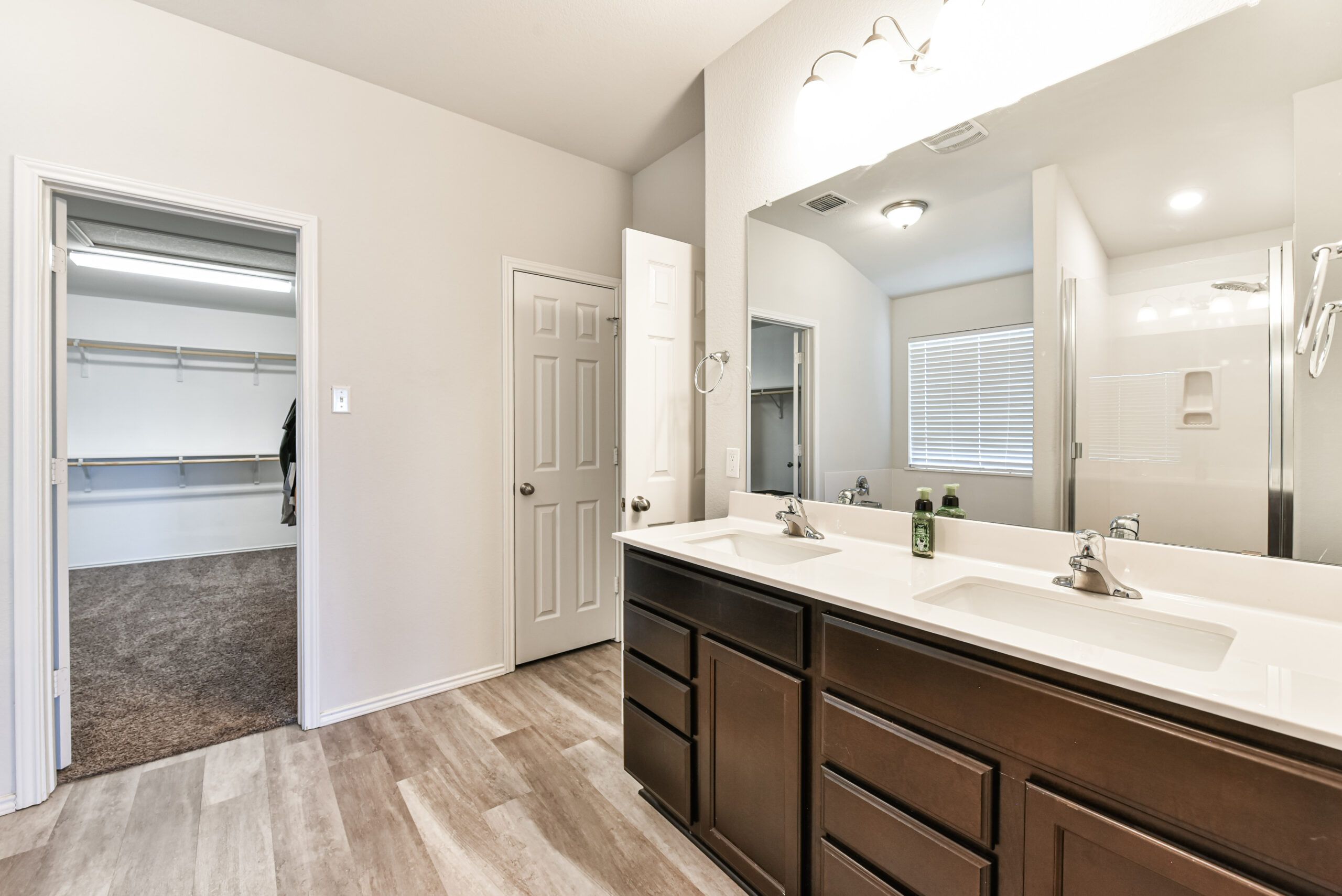 Your Home Sold Guaranteed Realty - The Salas Team