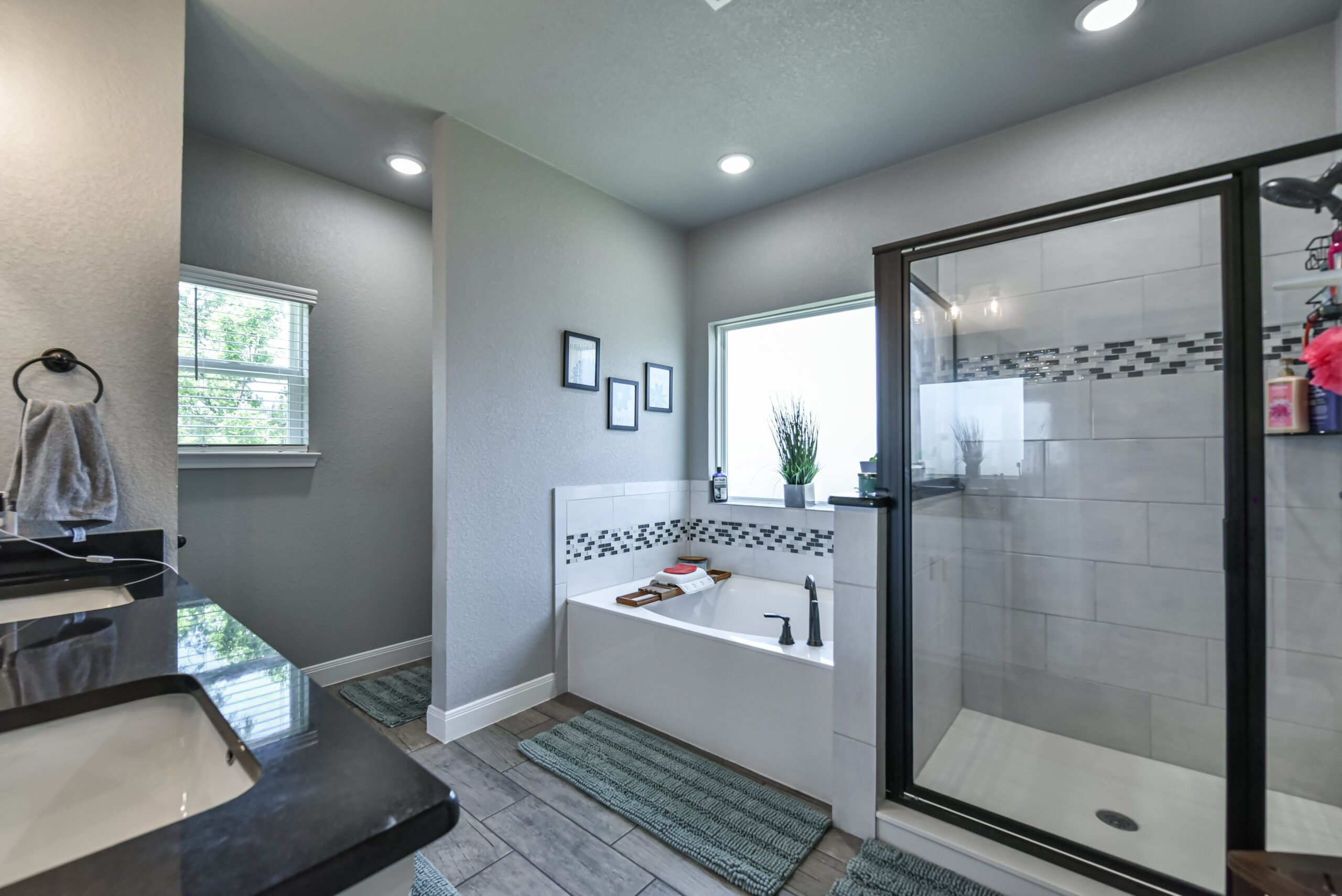 Your Home Sold Guaranteed Realty - The Salas Team