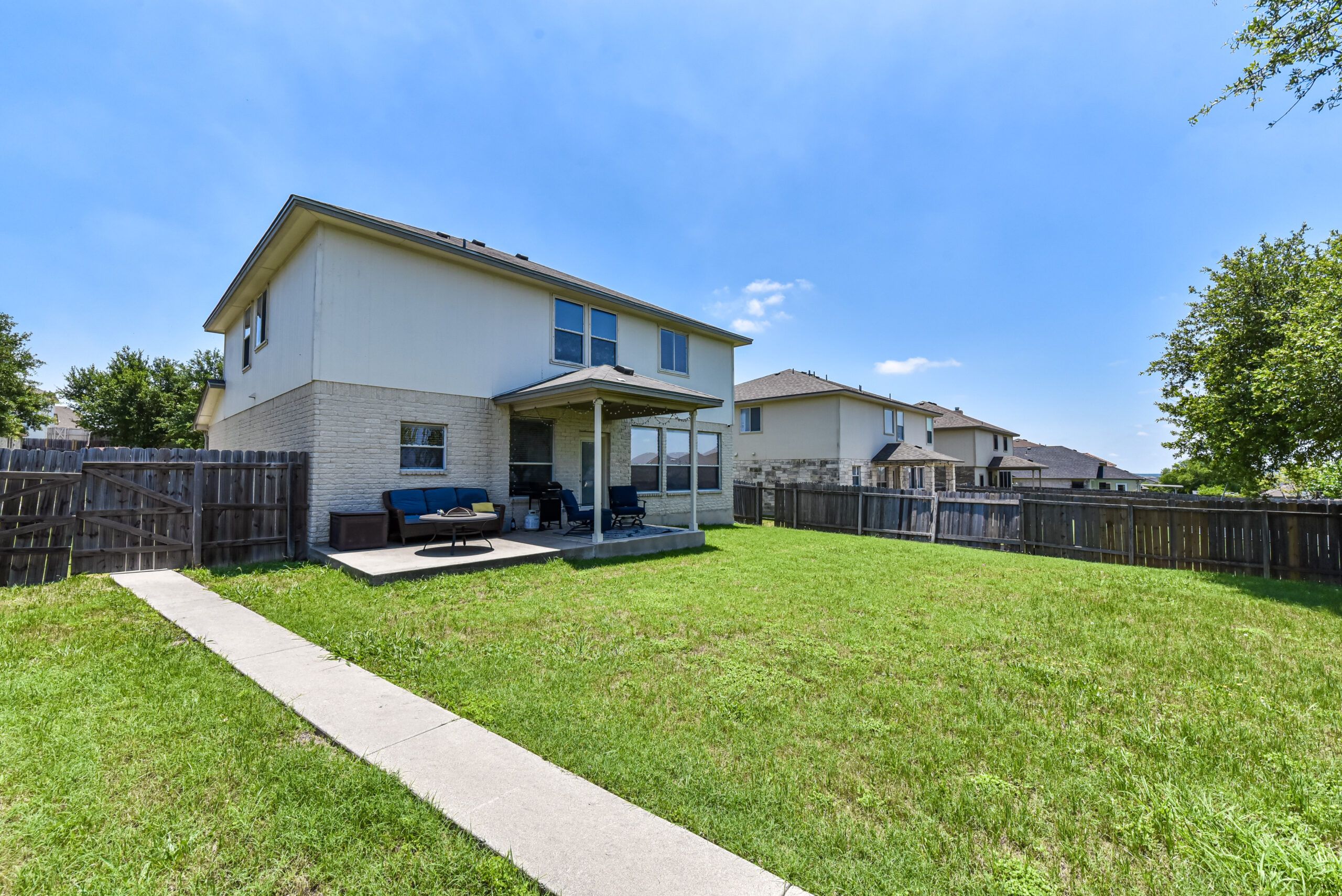 Your Home Sold Guaranteed Realty - The Salas Team