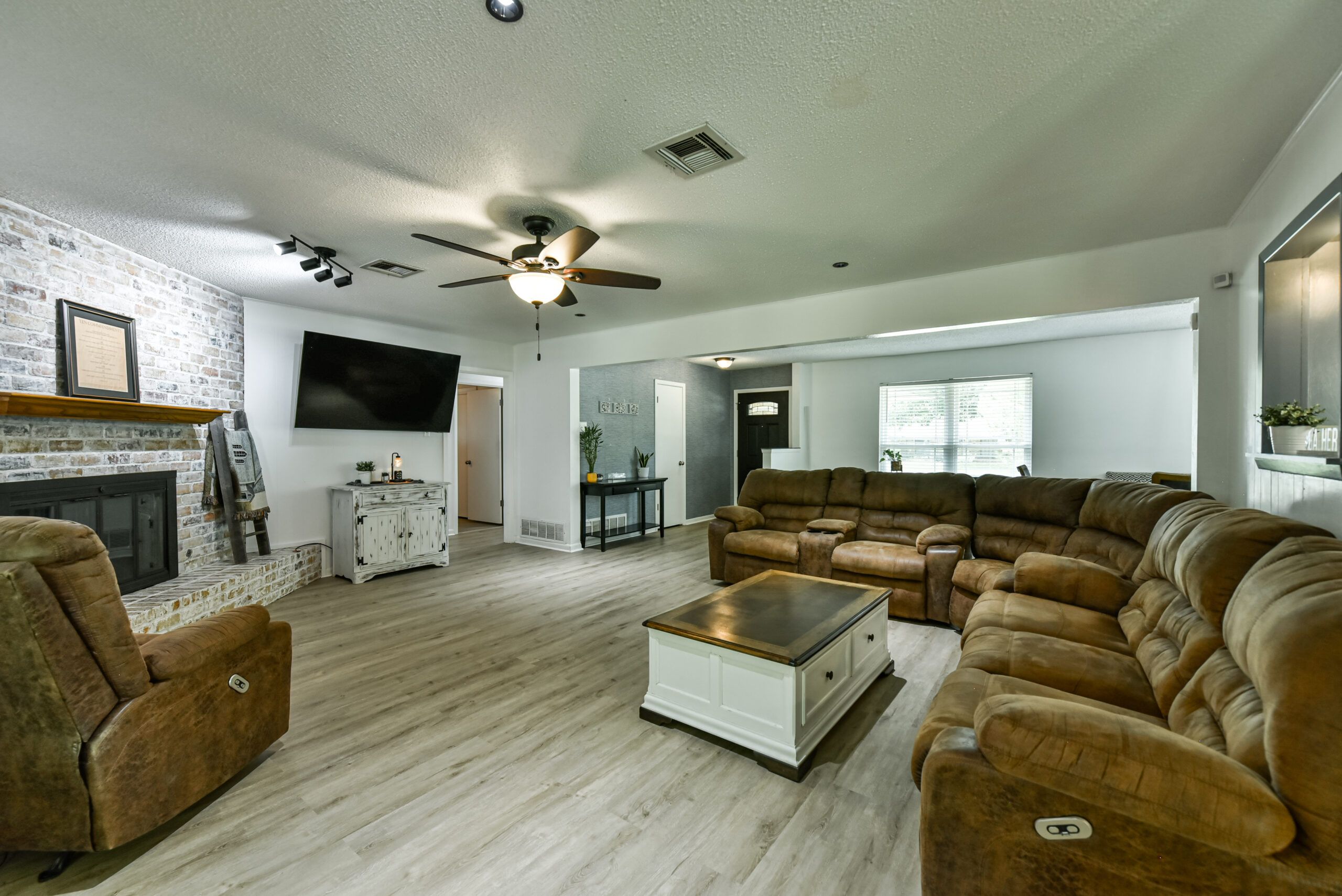Your Home Sold Guaranteed Realty - The Salas Team