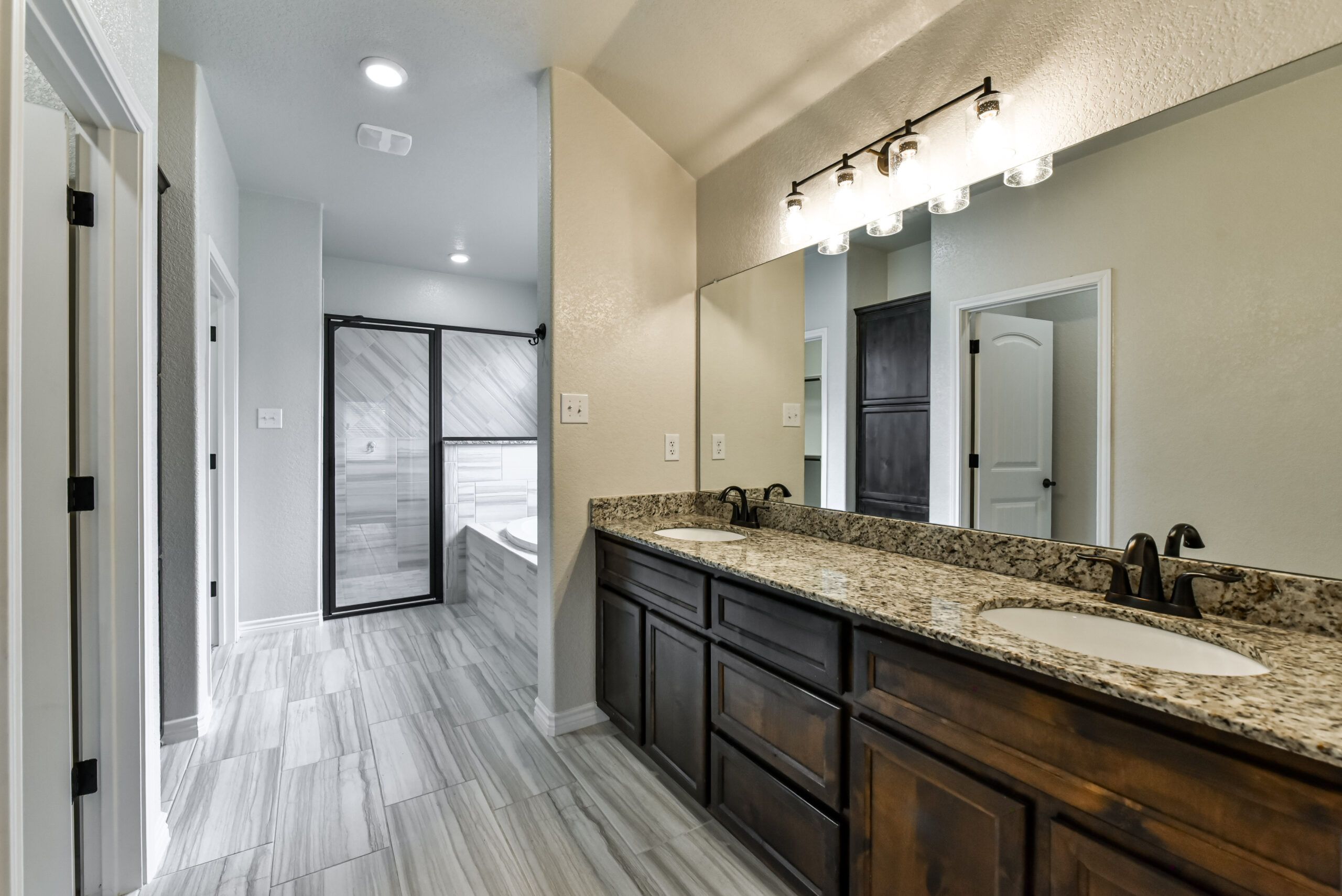 Your Home Sold Guaranteed Realty - The Salas Team