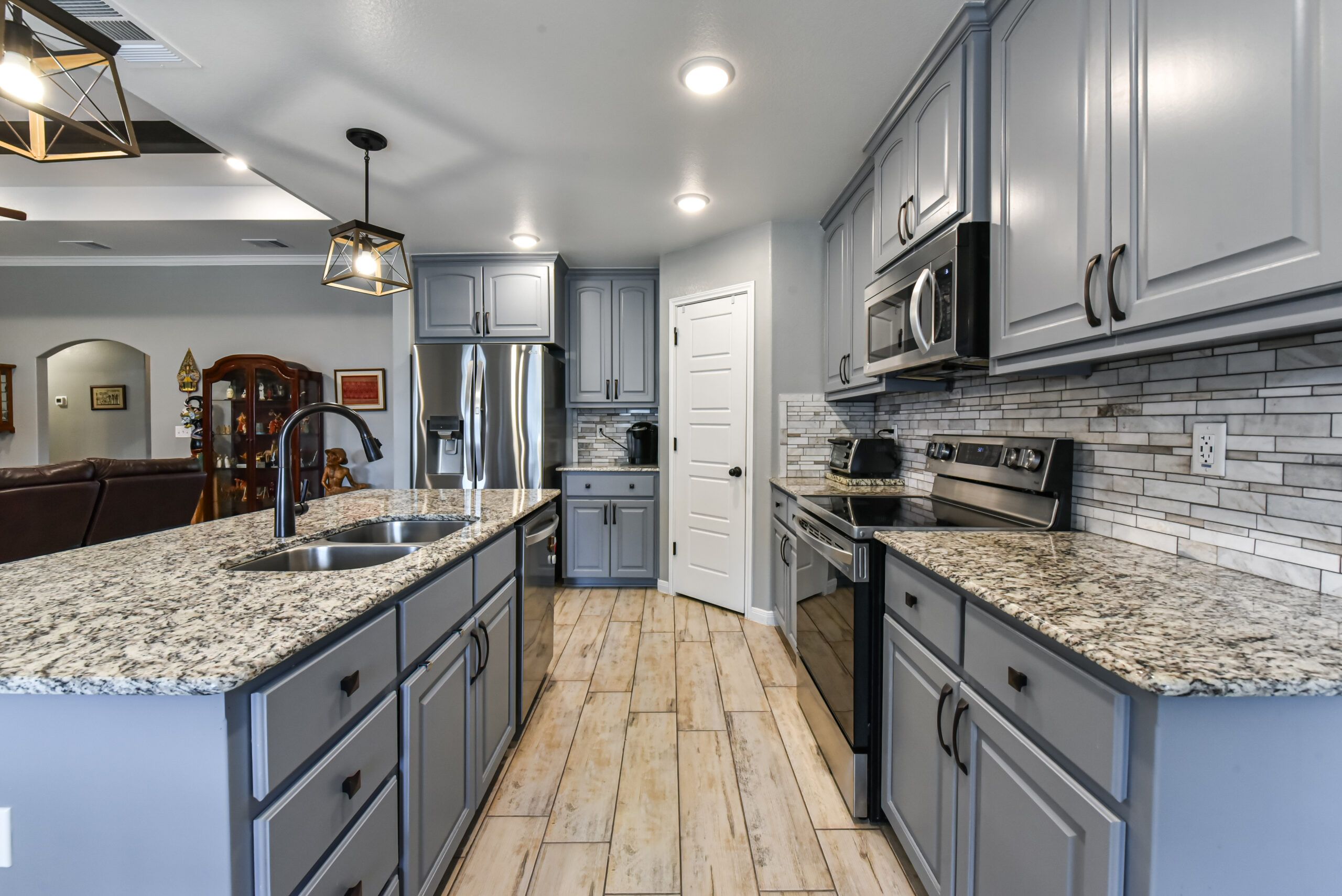 Your Home Sold Guaranteed Realty - The Salas Team