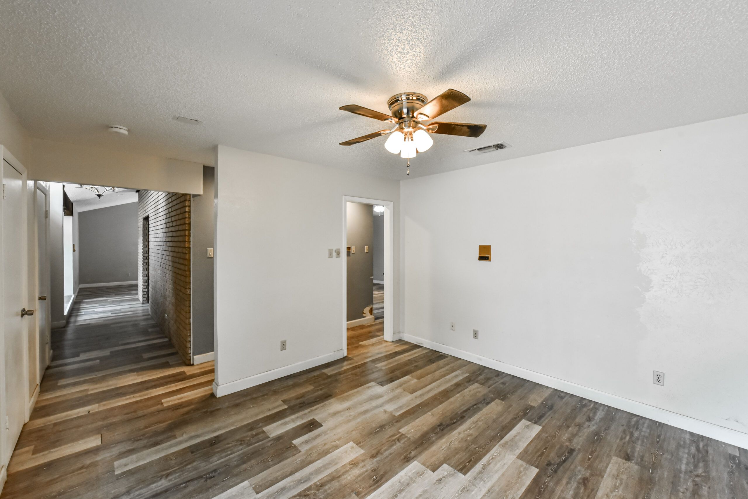 Your Home Sold Guaranteed Realty - The Salas Team