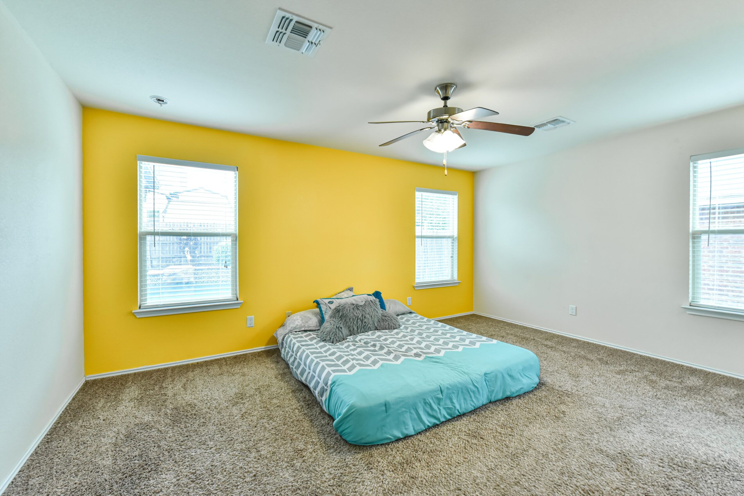 Your Home Sold Guaranteed Realty - The Salas Team