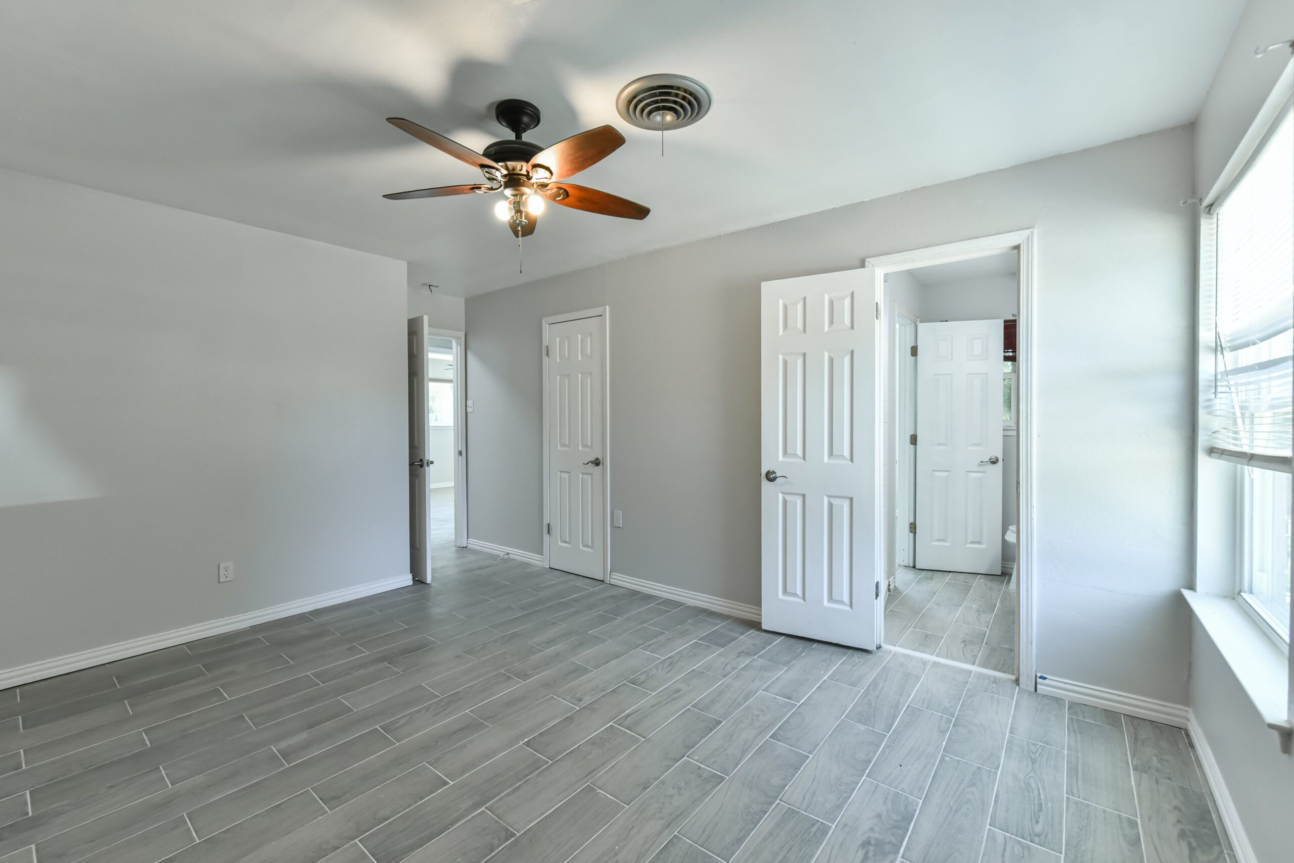Your Home Sold Guaranteed Realty - The Salas Team
