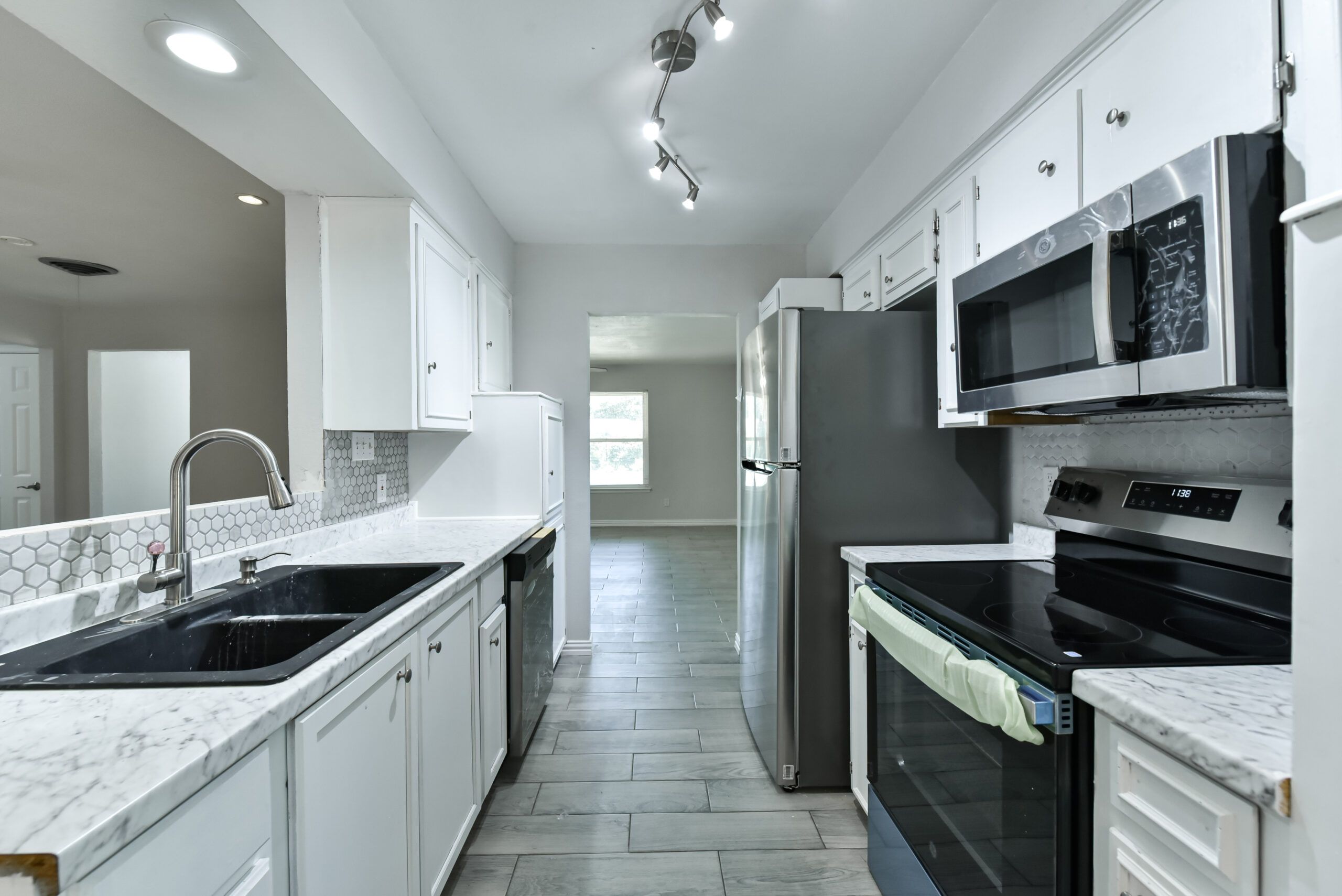 Your Home Sold Guaranteed Realty - The Salas Team