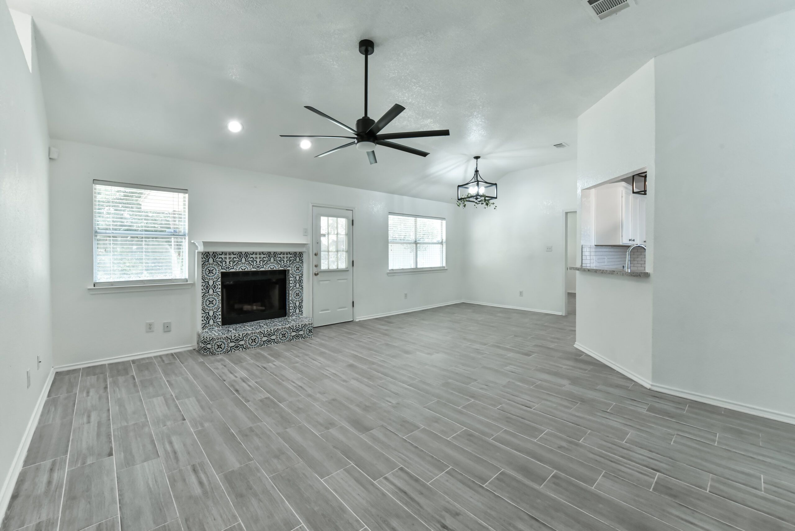 Your Home Sold Guaranteed Realty - The Salas Team