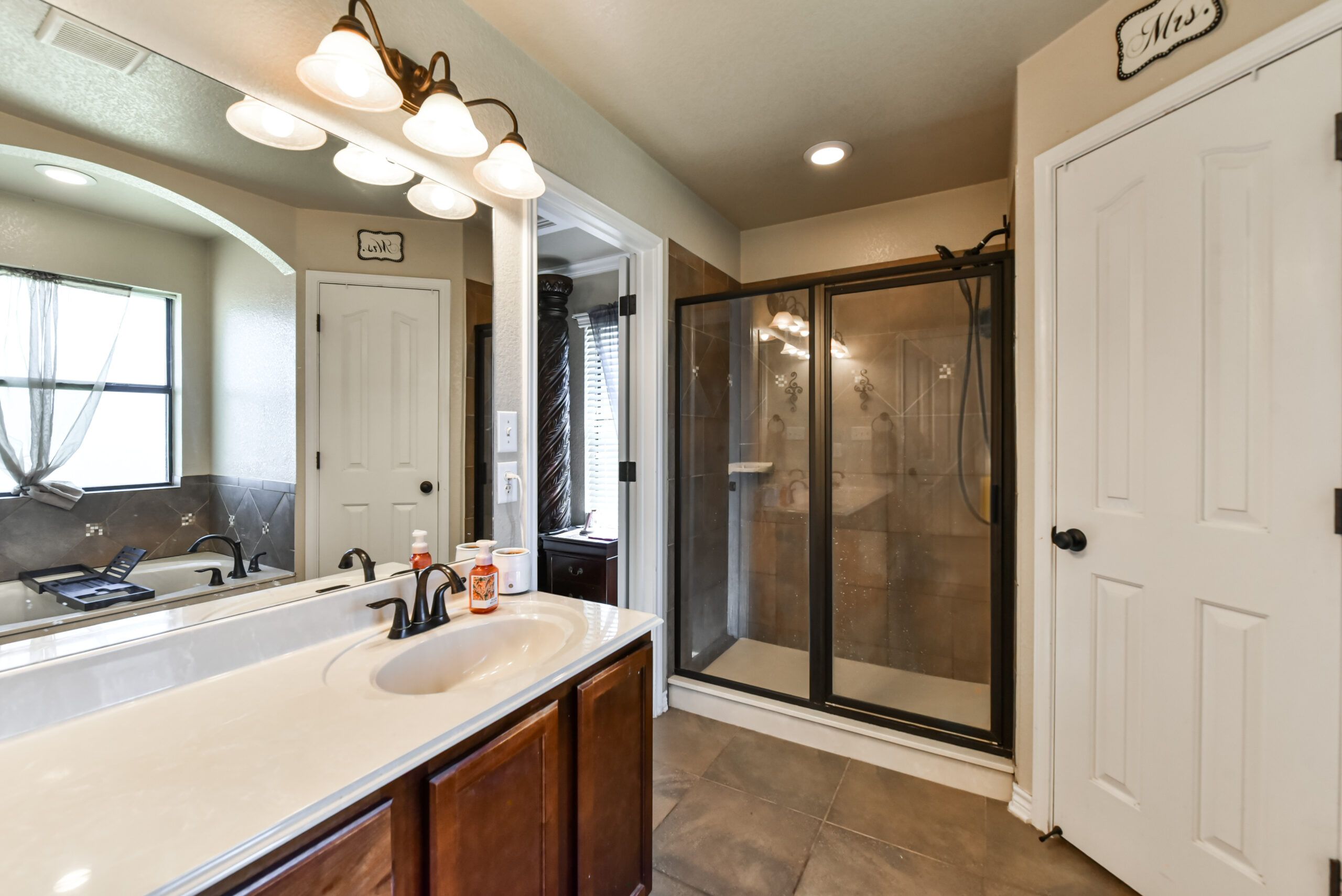 Your Home Sold Guaranteed Realty - The Salas Team