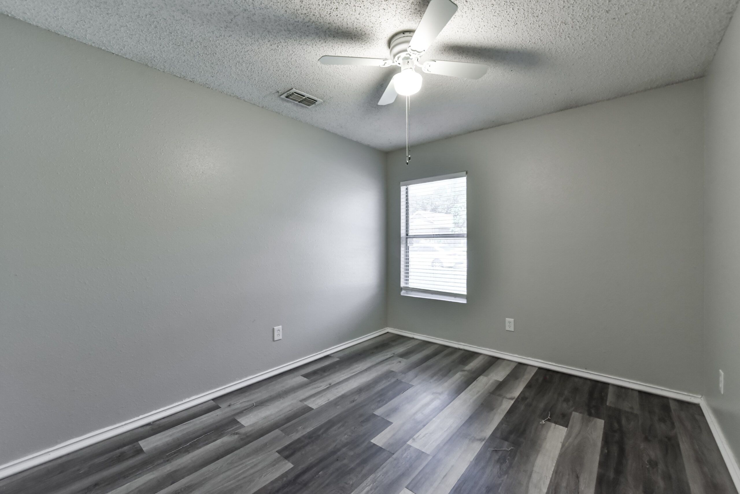 Your Home Sold Guaranteed Realty - The Salas Team