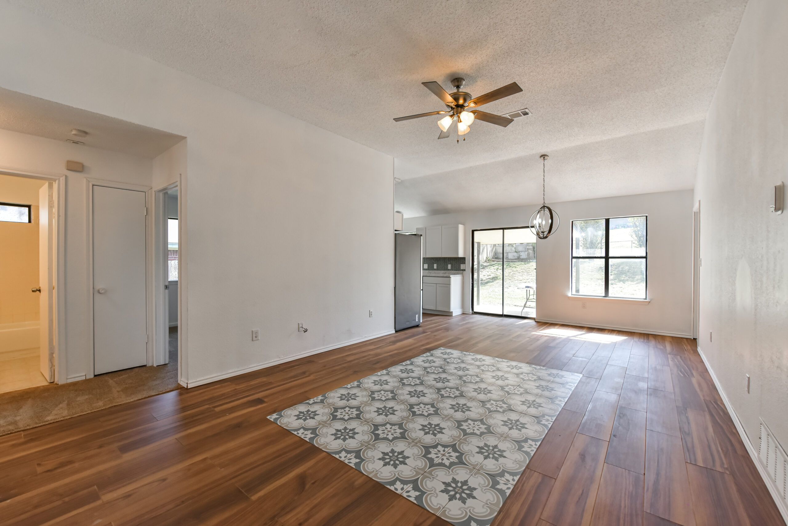 Your Home Sold Guaranteed Realty - The Salas Team