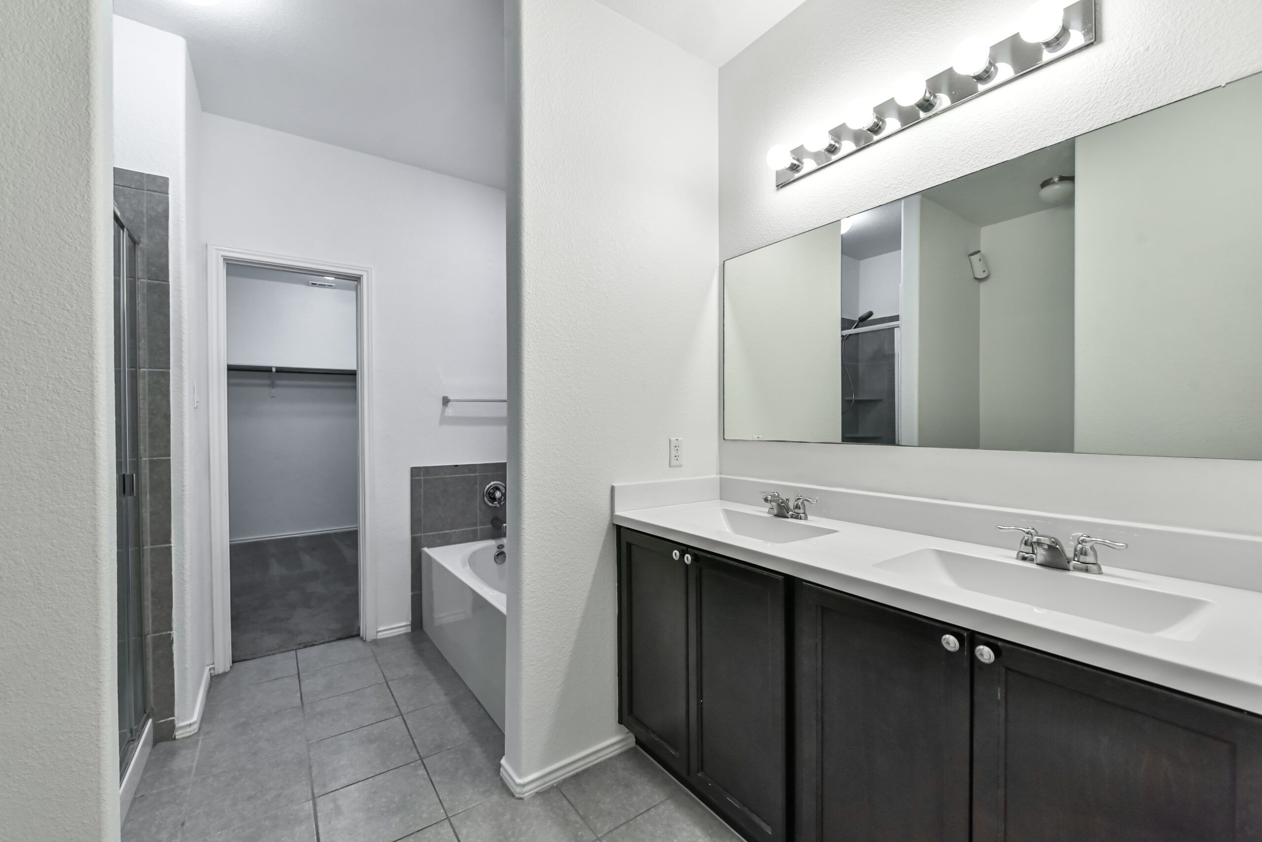 Your Home Sold Guaranteed Realty - The Salas Team