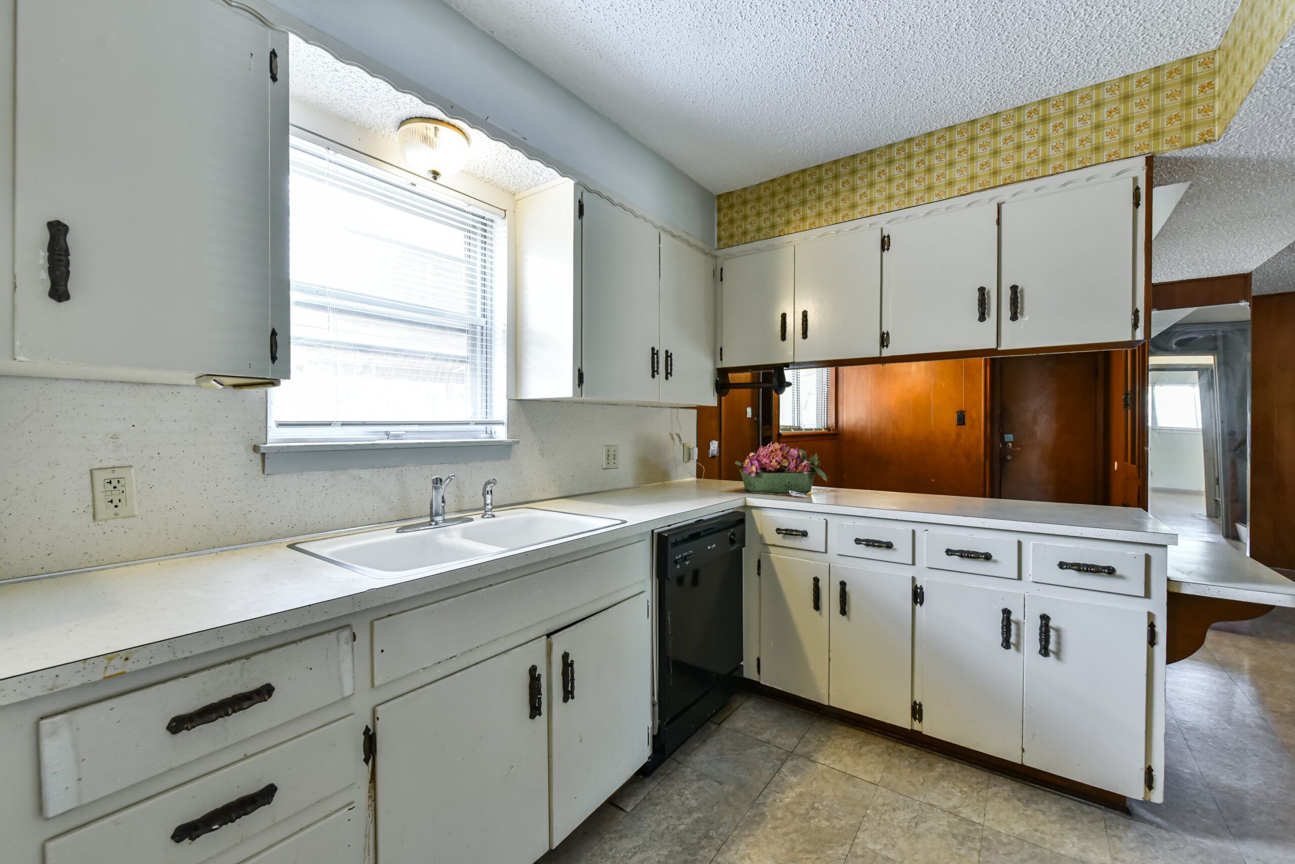 Your Home Sold Guaranteed Realty - The Salas Team