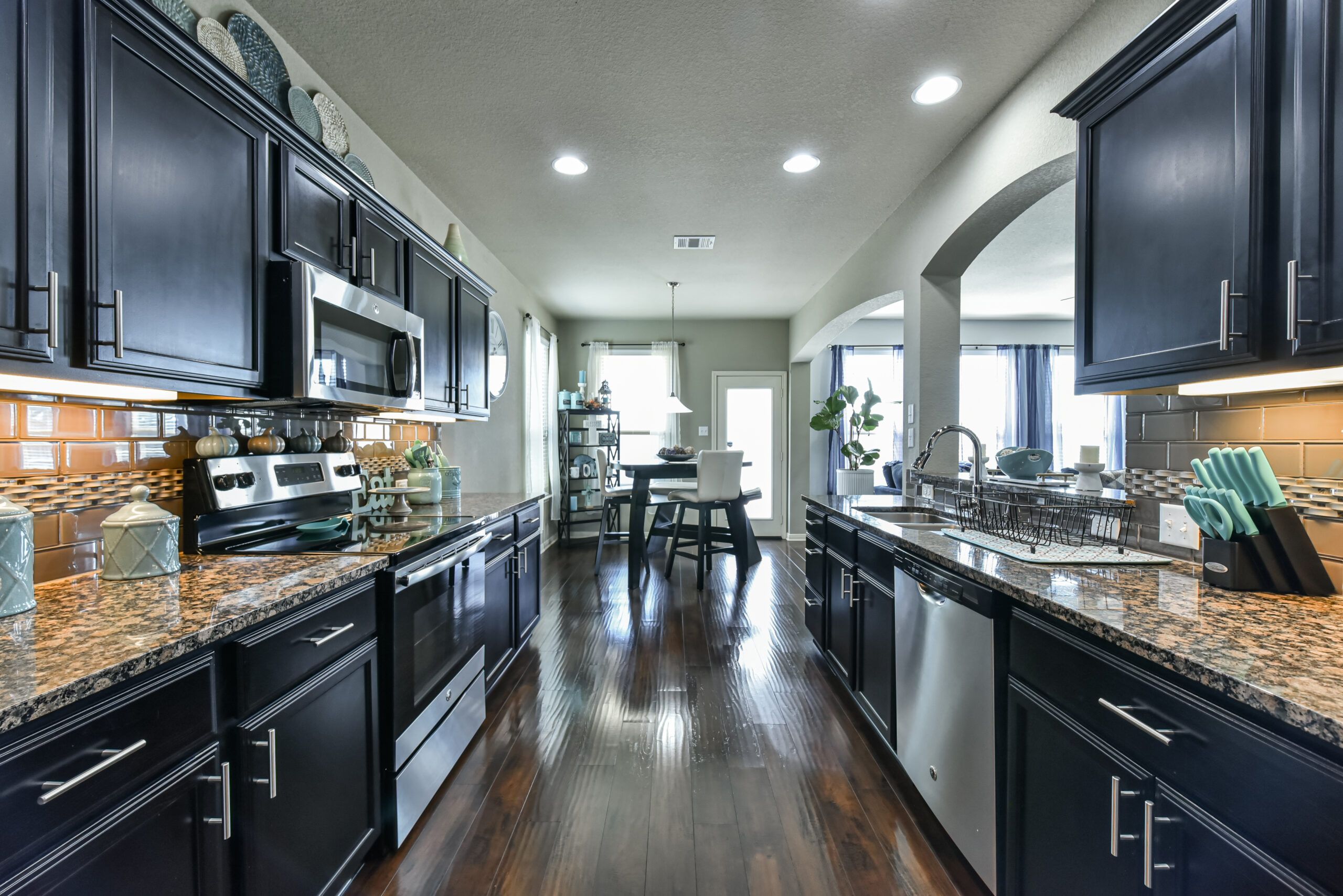 Your Home Sold Guaranteed Realty - The Salas Team
